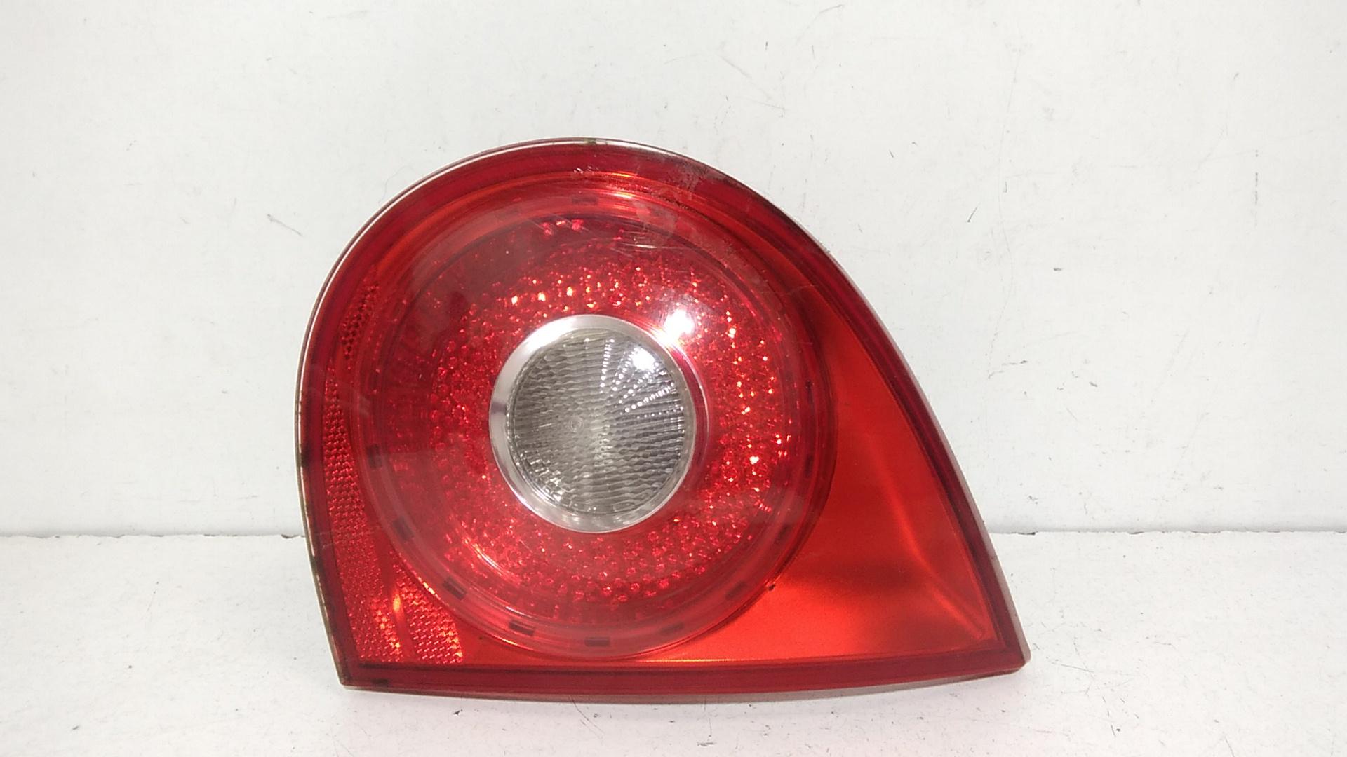 Stop Posteriore Destro Integrato nel Portello VOLKSWAGEN Golf 5 Berlina (03>08)