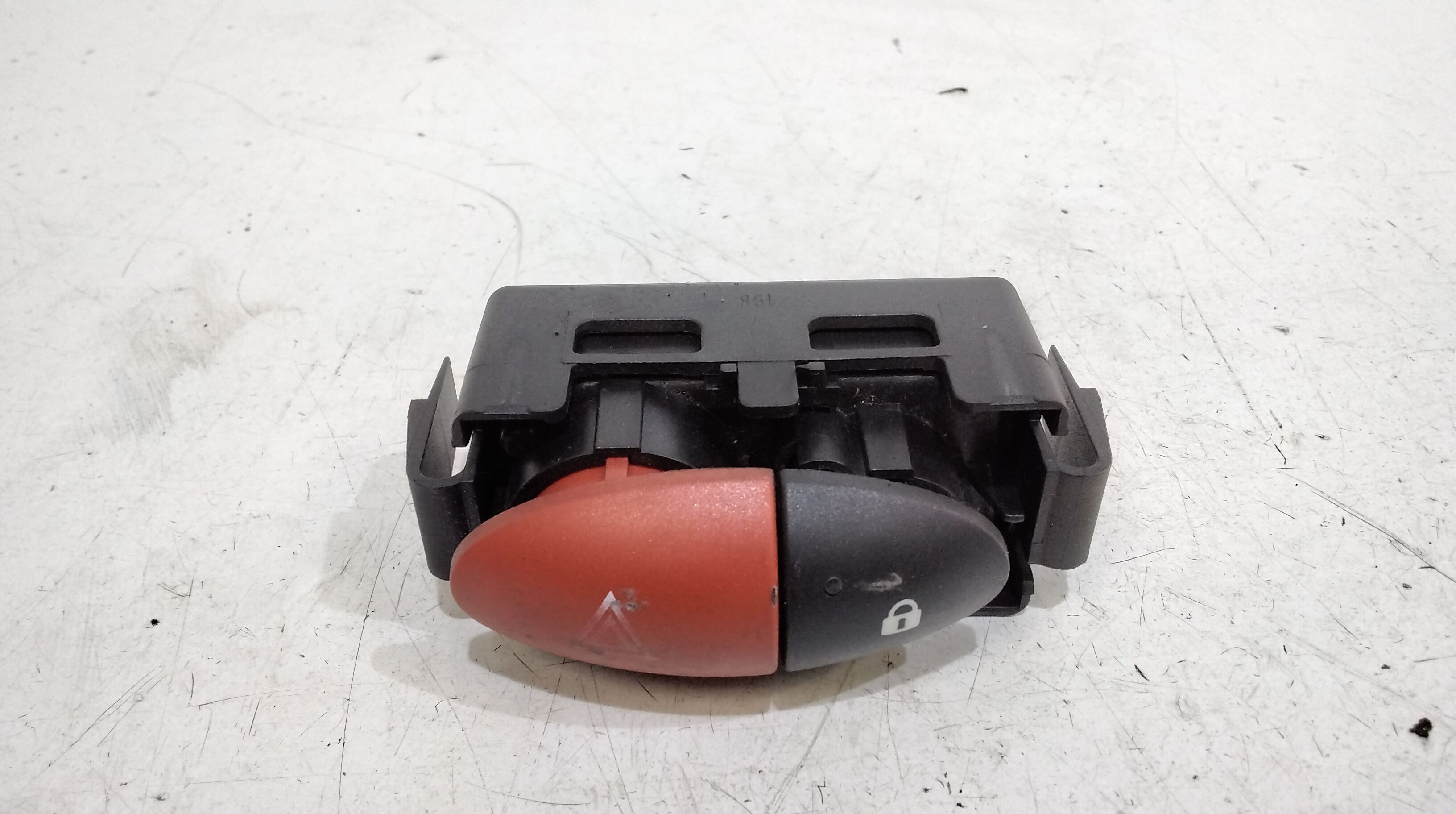 Pulsante luci di emergenza RENAULT Twingo II serie  (07>14)