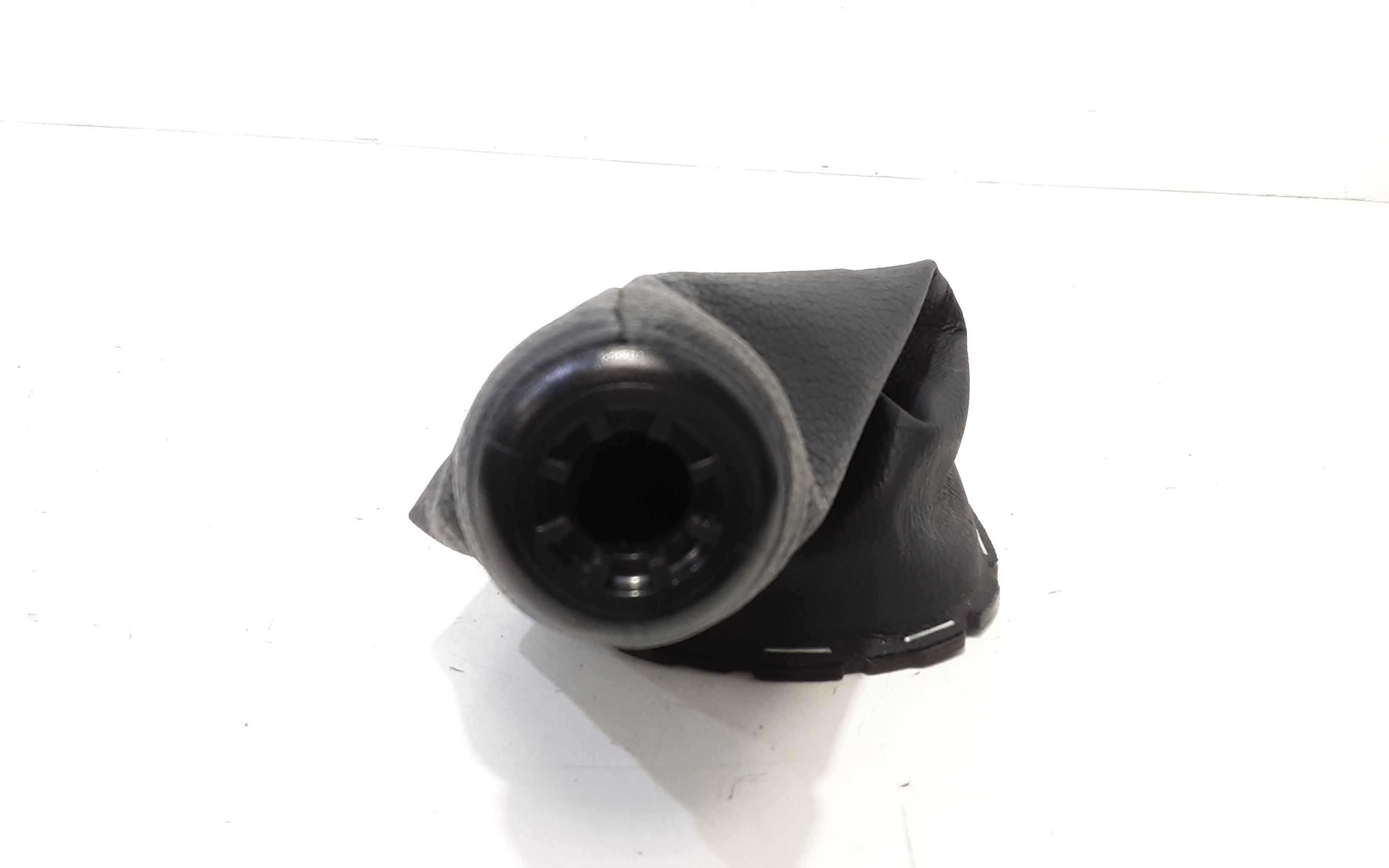 Car Passion Cuffia Leva Cambio Manuale Con Ghiera Cromata Per Fiat 500L (2012-2017), Set Completo Con Cuciture Nere