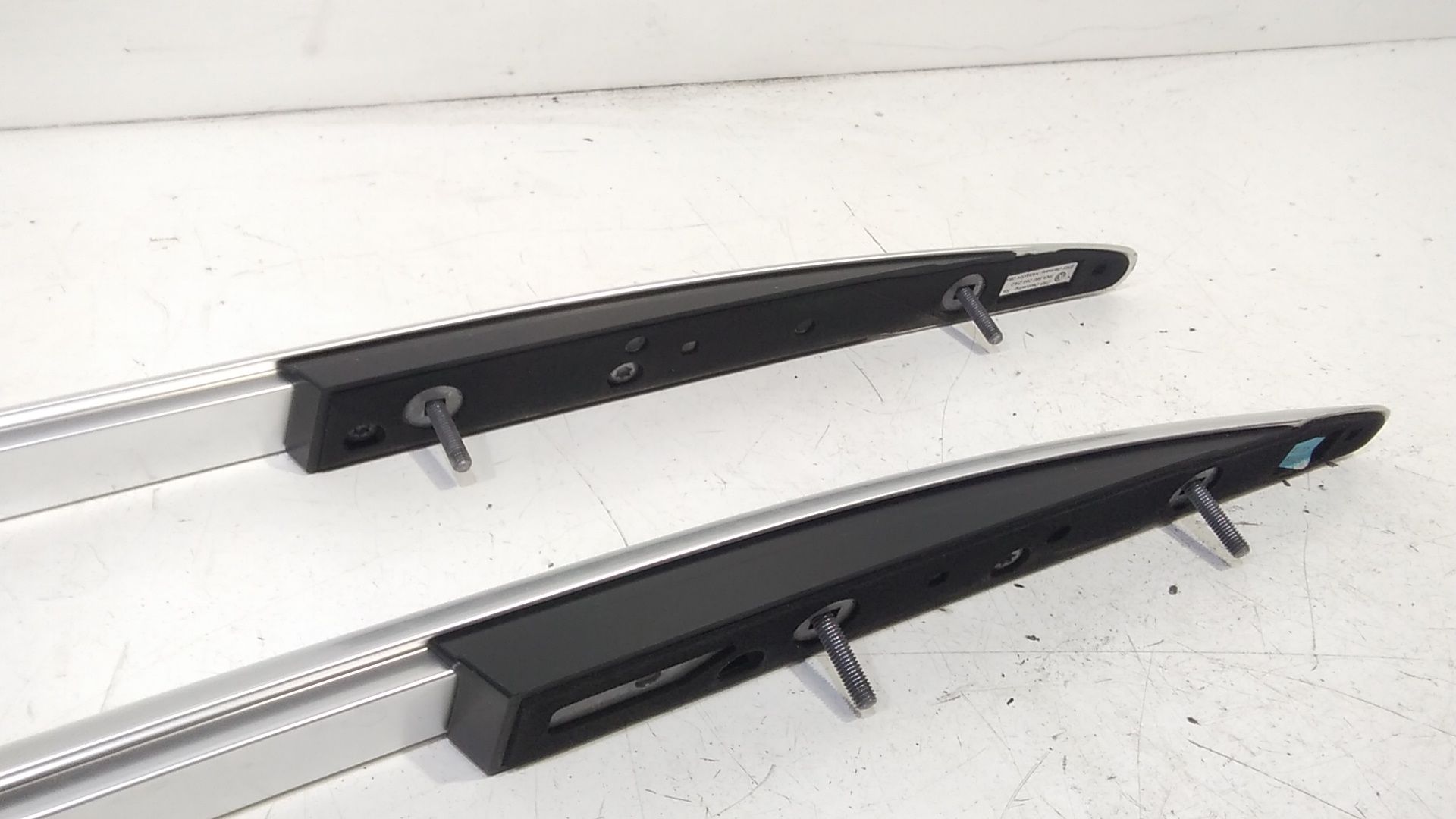 Barre Longitudinali tetto VOLKSWAGEN Tiguan Serie Casoria Car.it