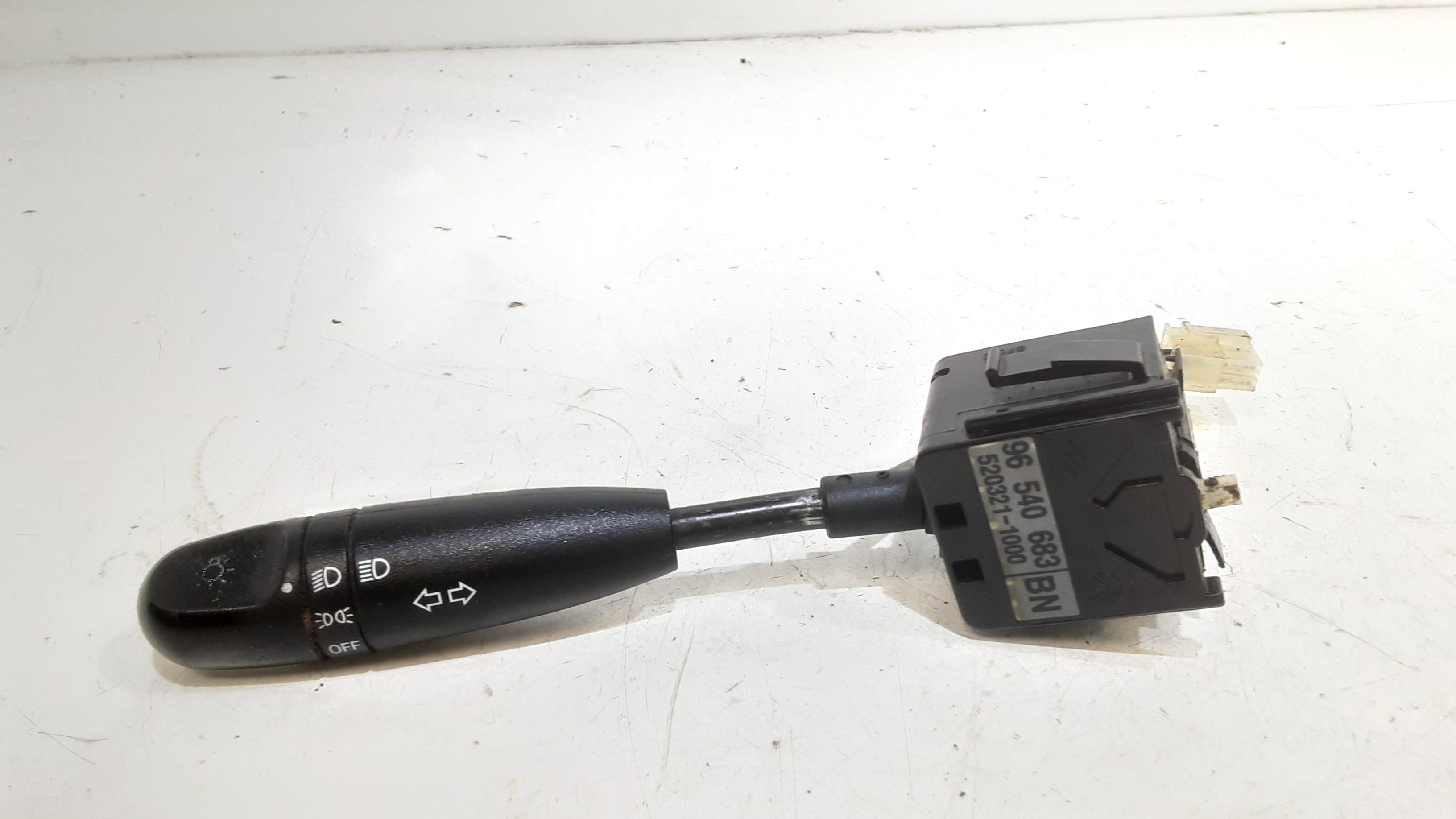 Devioluci sinistro CHEVROLET Aveo 1� Serie