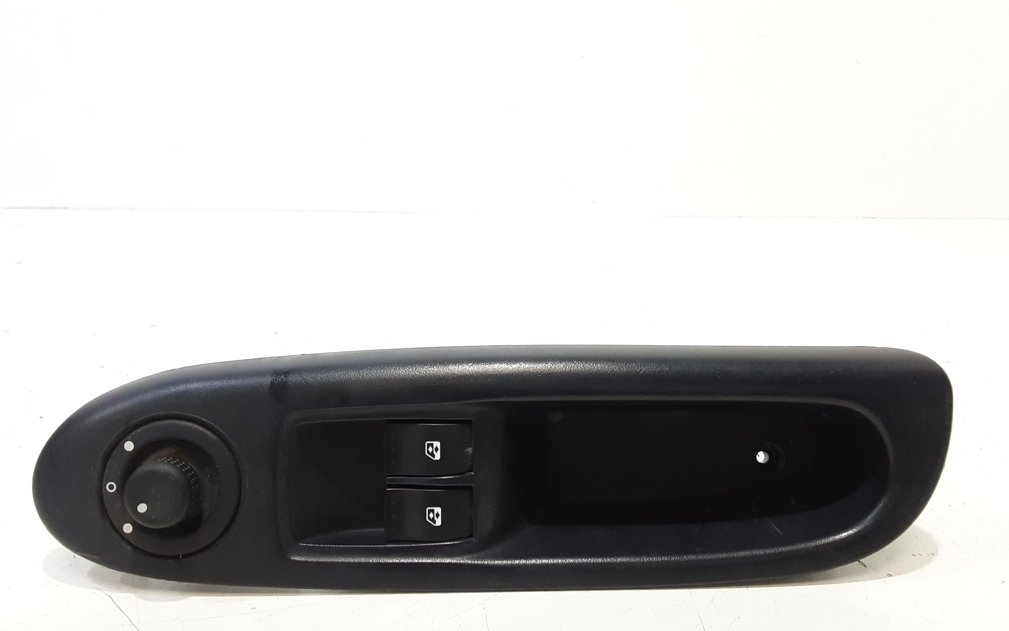 Pulsantiera anteriore sinistra Guida RENAULT Clio Serie (99>01)