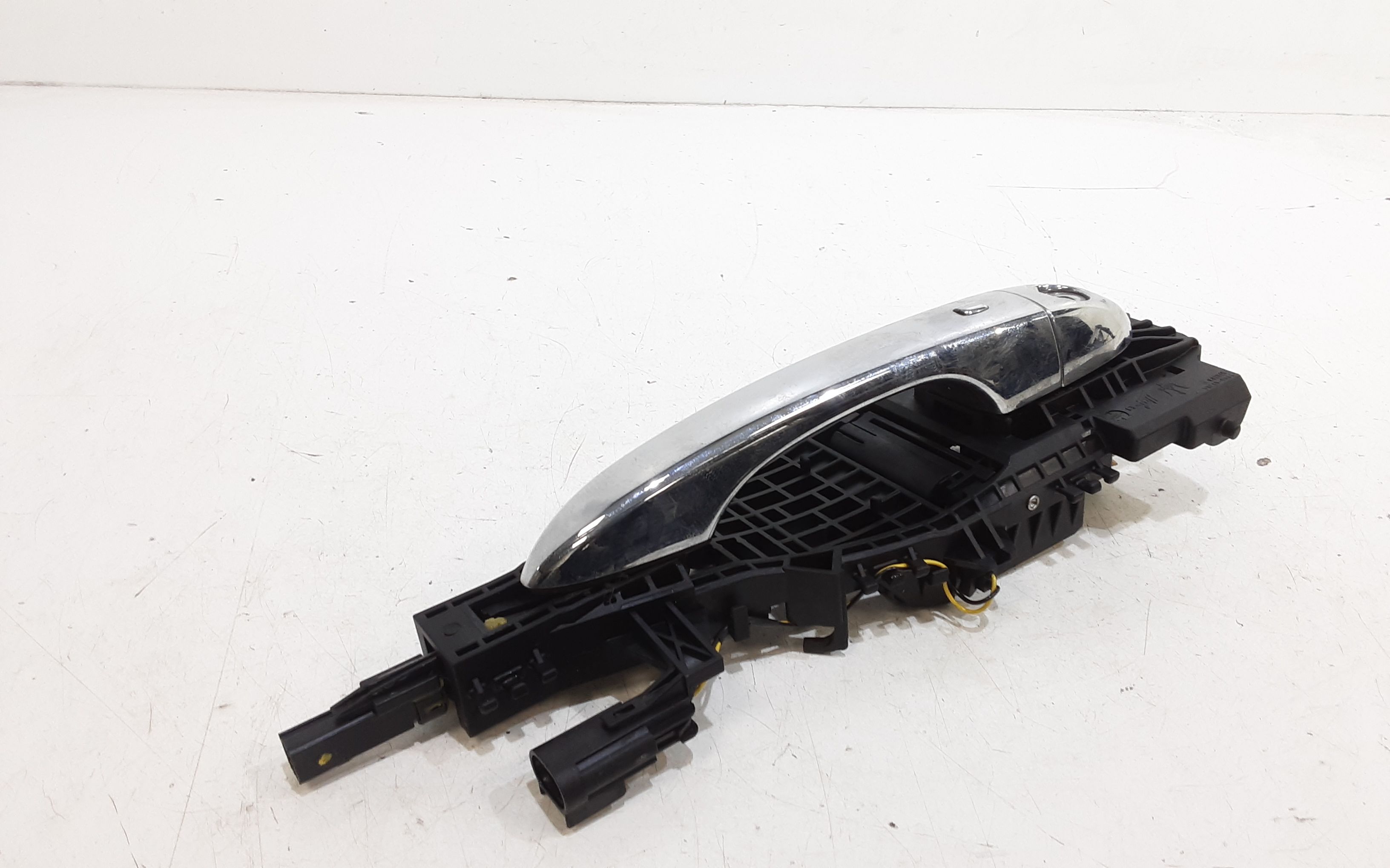 Maniglia esterna Anteriore Sinistra MASERATI Levante Serie (16>)