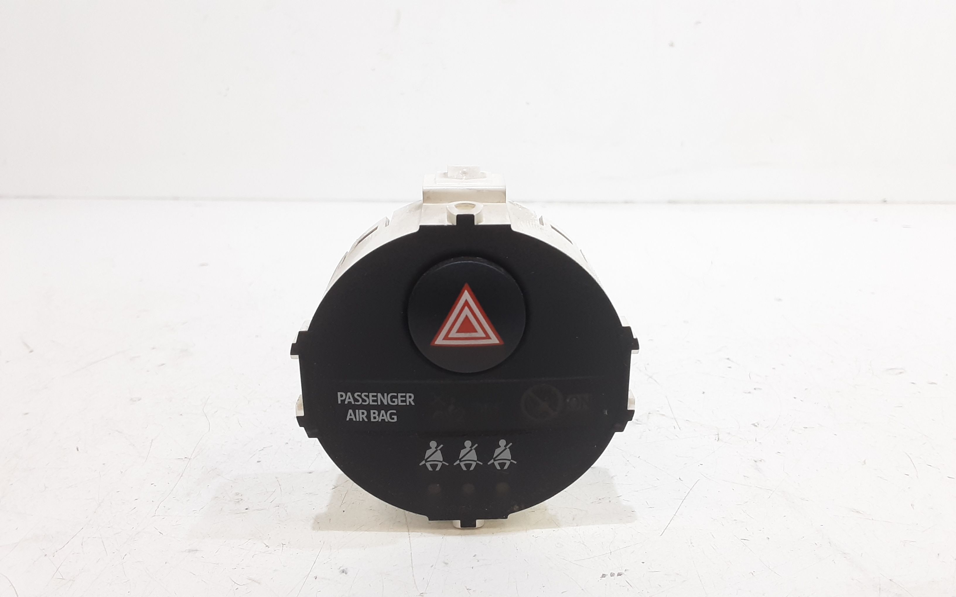 Pulsante luci di emergenza TOYOTA Yaris Serie (11>13)