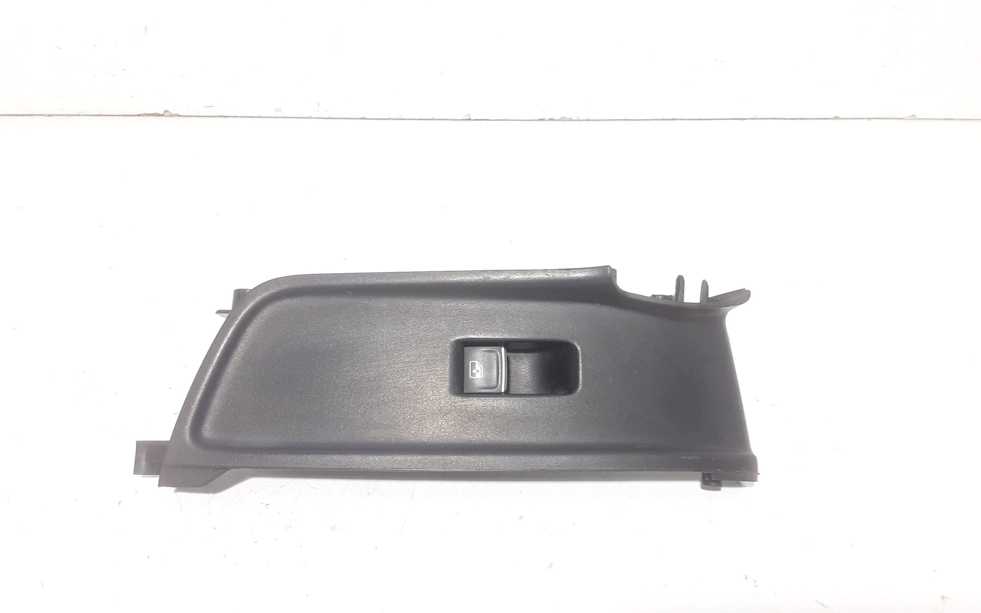Pulsantiera Anteriore Destra Passeggero AUDI A1 Sportback (GBA) (18>)