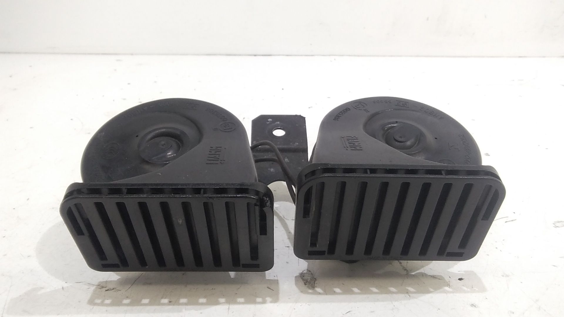 Pulsanti Clacson Per Land Rover Discovery 2 TD5 - Compatibili QTN1100270, Kit 2 Pezzi DX E SX
