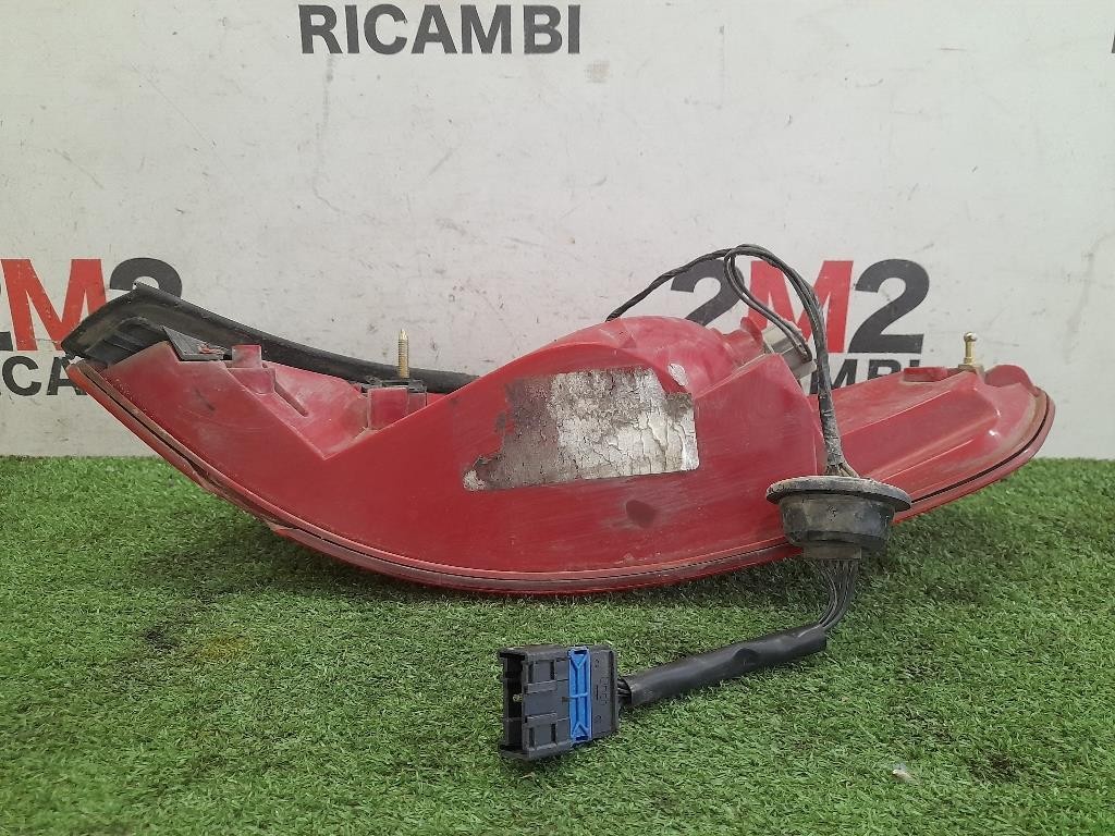 FANALE POSTERIORE SX PEUGEOT 307 LLE962 - Valsusa Ricambi