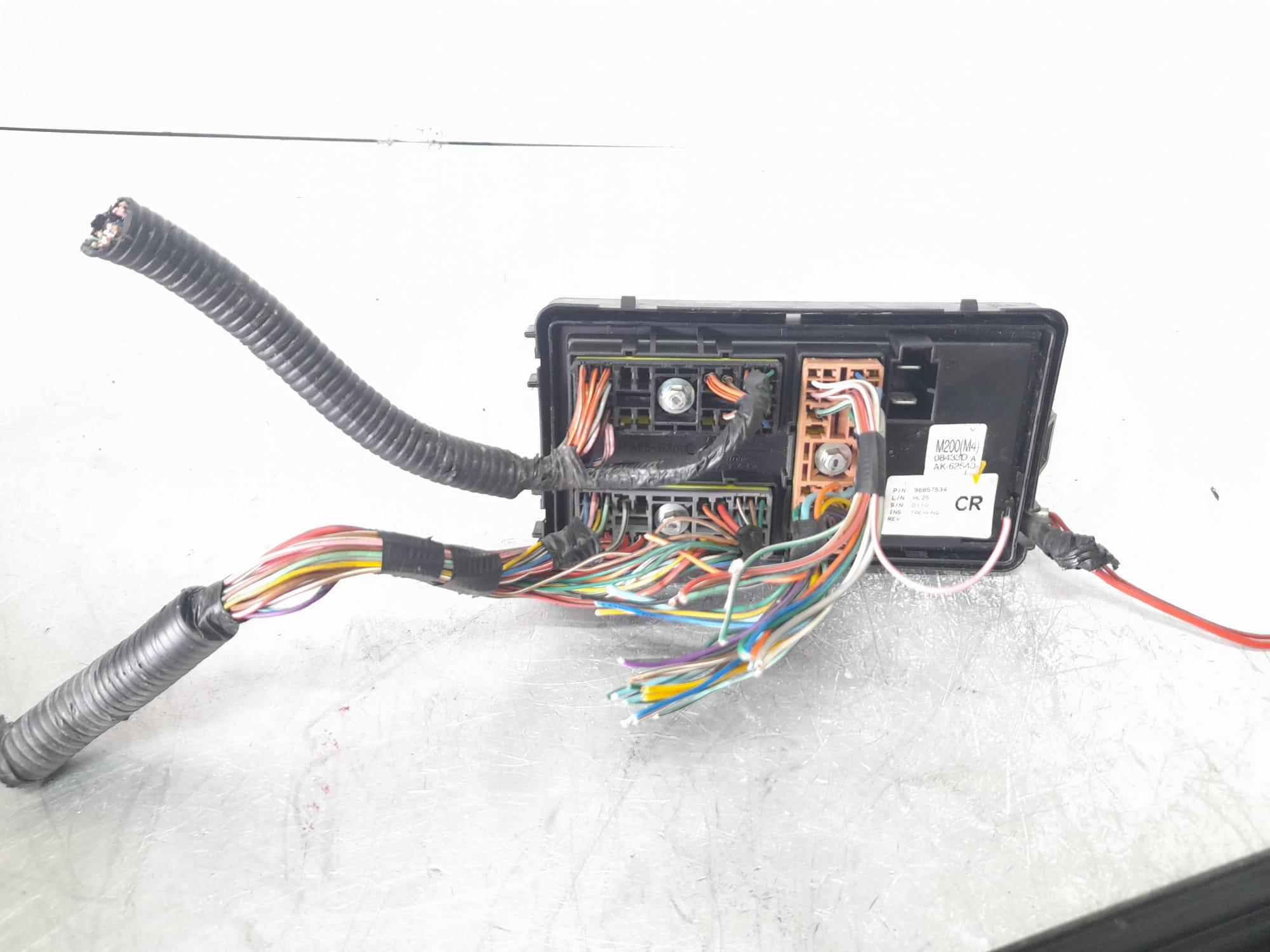 centralina-porta-fusibili-chevrolet-matiz-4-serie-96857534-lbf-49cul3
