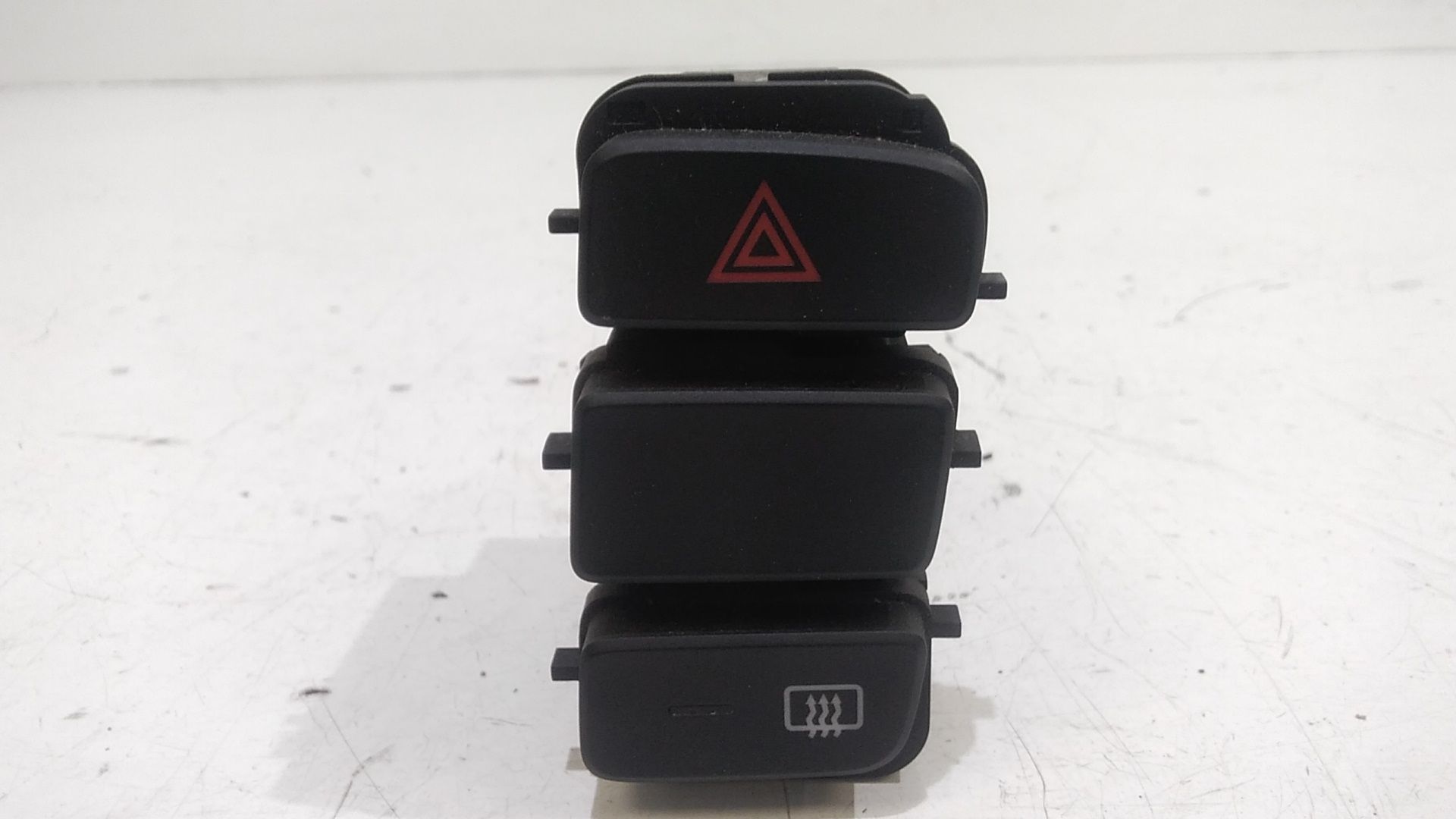 Pulsante luci di emergenza VOLKSWAGEN Up 1 Serie