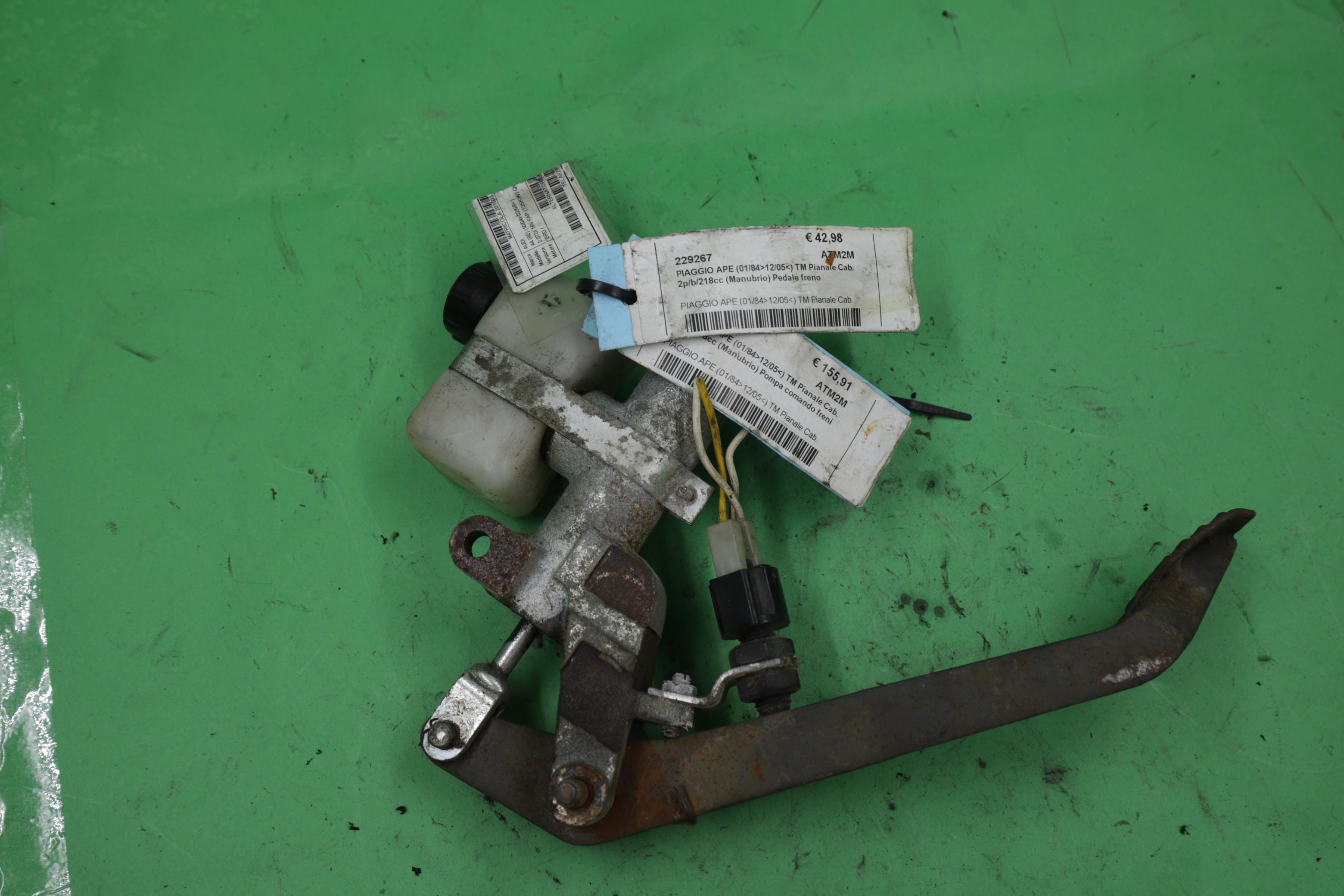 Cilindro Freno Posteriore Brembo A 12 084 - Ricambio Auto