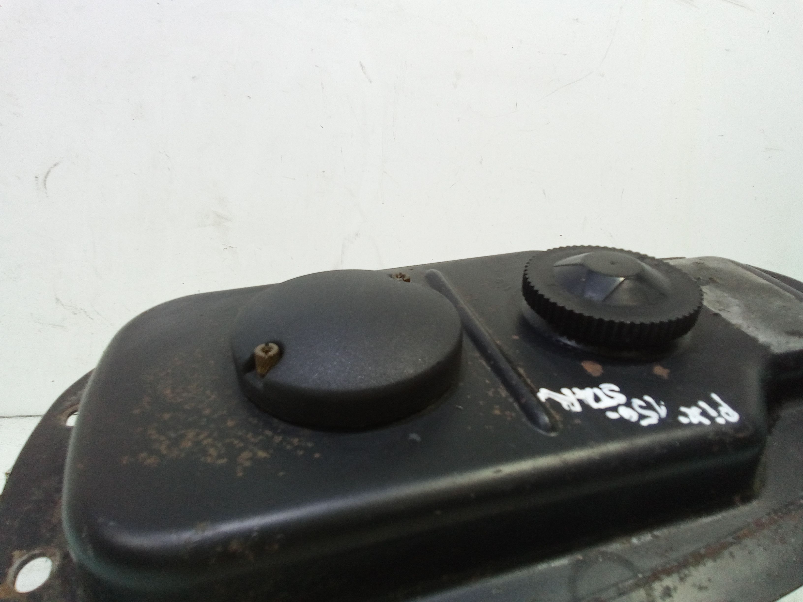 Tappo Serbatoio Completo Di Chiave Olympia Per Vespa PX 125, 150, 200E Prima Serie - Foto 5