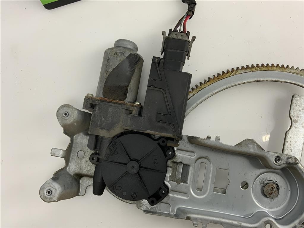 Motore Alzacristalli: Motorino Elettrico Alzacristalli Auto - Valeo Service - 5