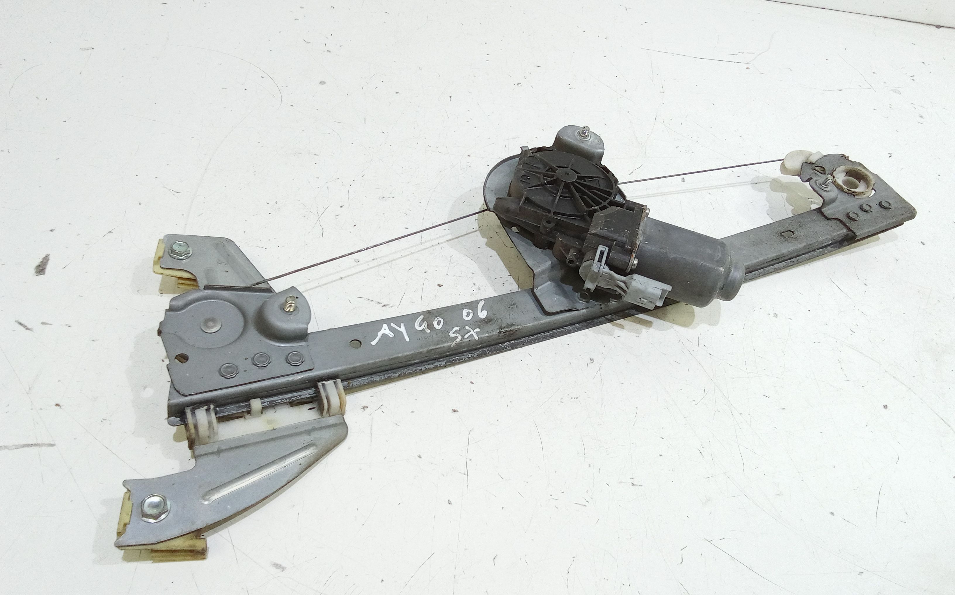 Cremagliera anteriore sinistra Guida TOYOTA Aygo 1� Serie