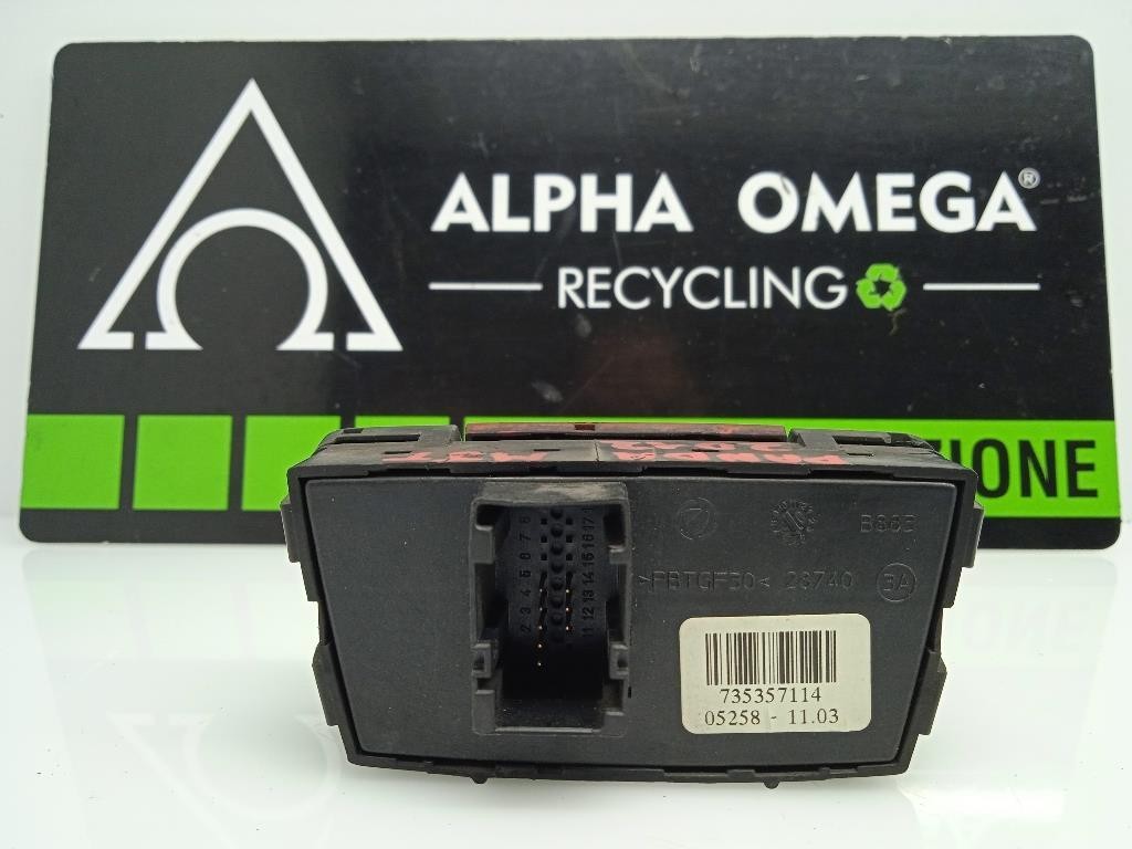 HELLA 6RH 004 570-351 Interruttore/Comando/Innesto