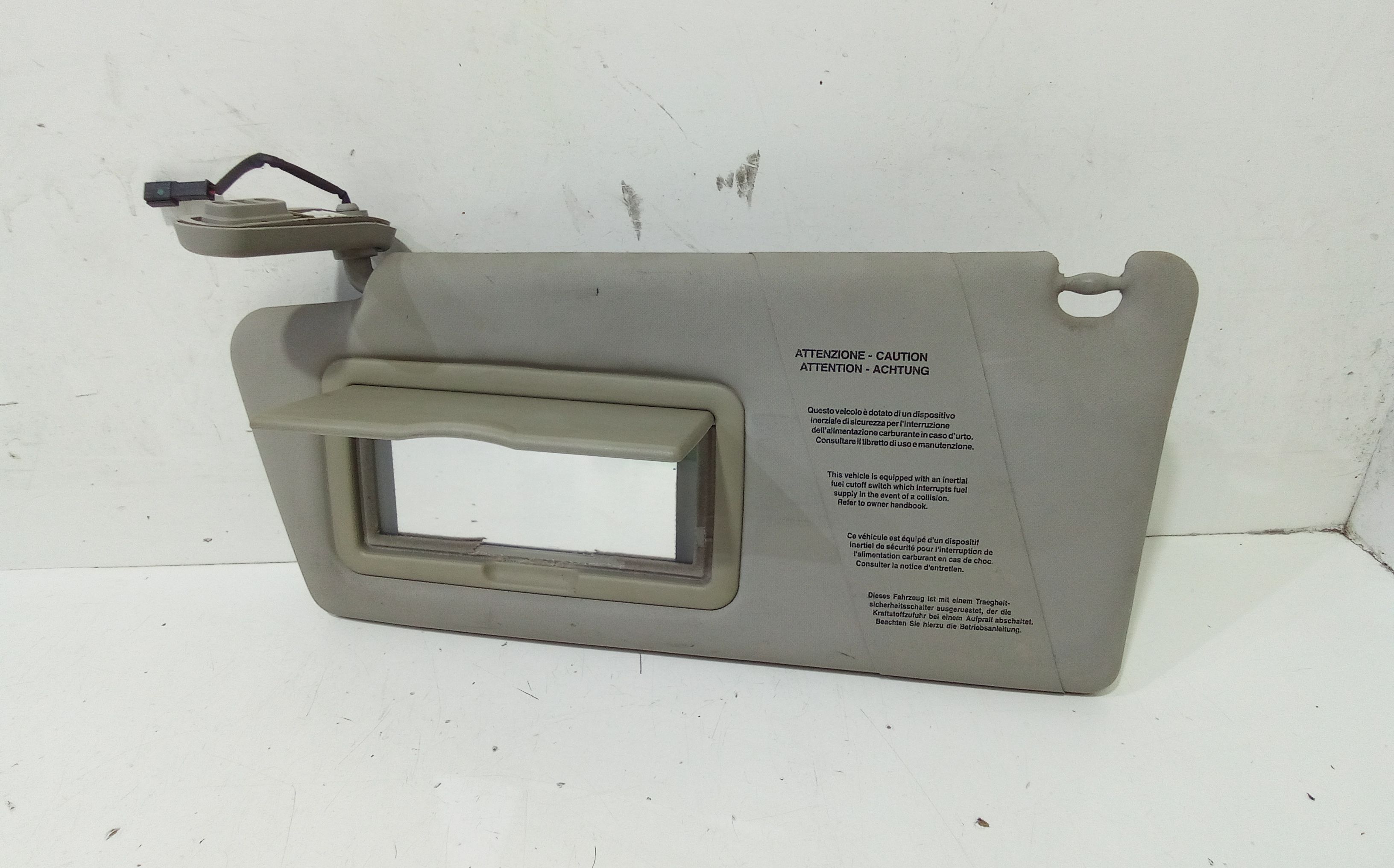 Parasole aletta anteriore Lato Guida TOYOTA Avensis Verso