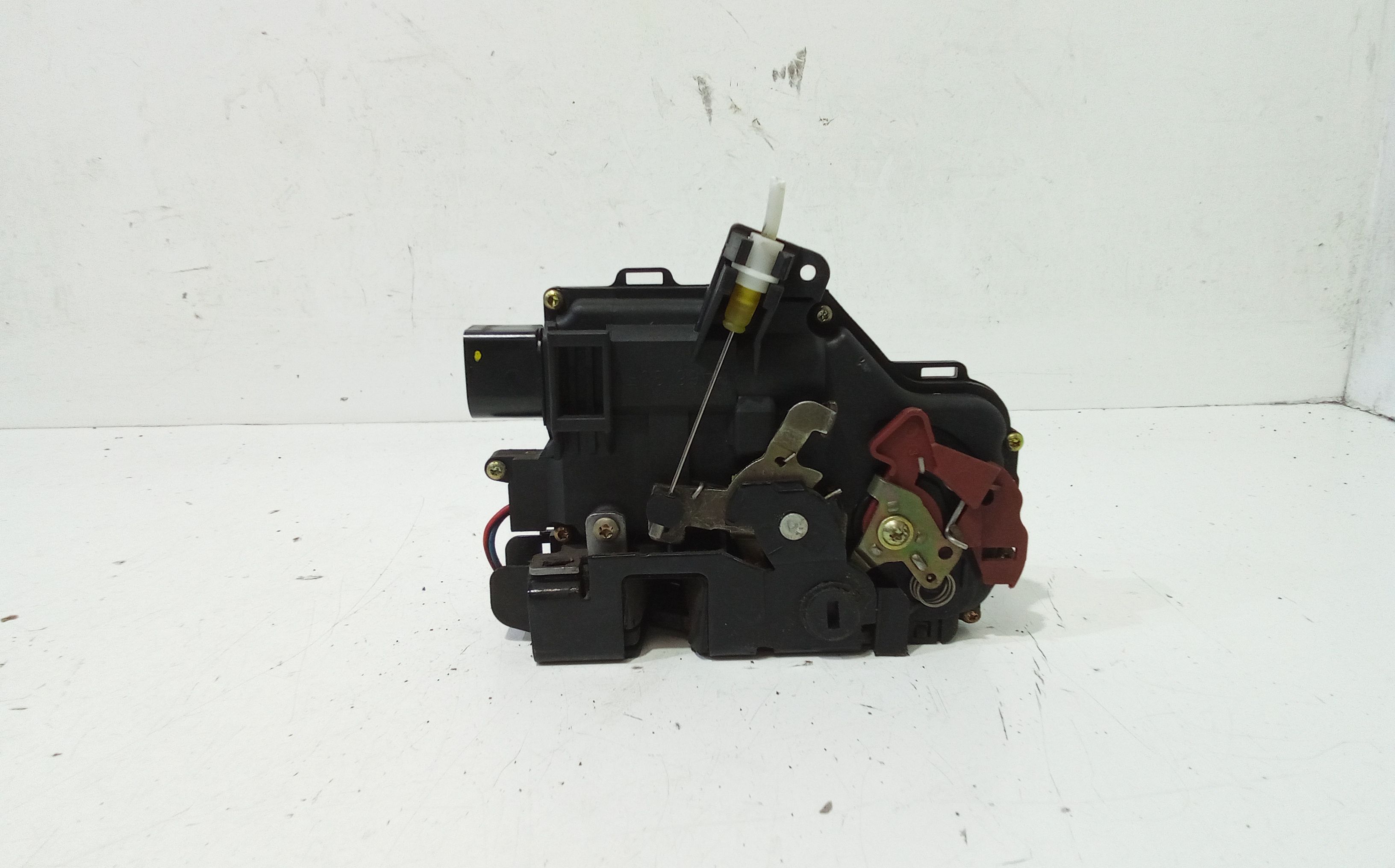 Serratura Posteriore destra AUDI A2 Serie (8Z0) (00>05)