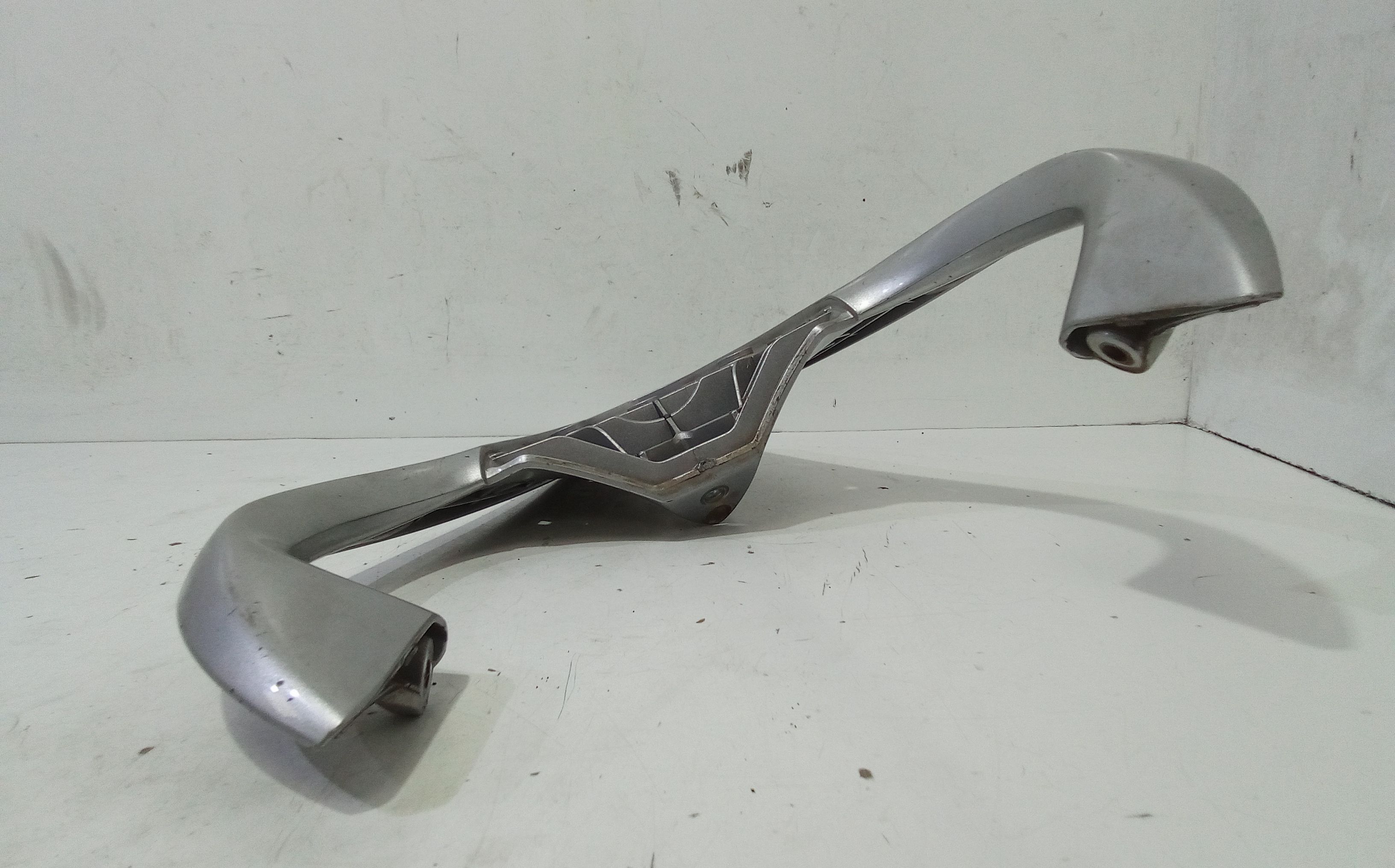 Manubrio Accossato Nero In Alluminio Per YAMAHA MT-03 Dal 2006 Al