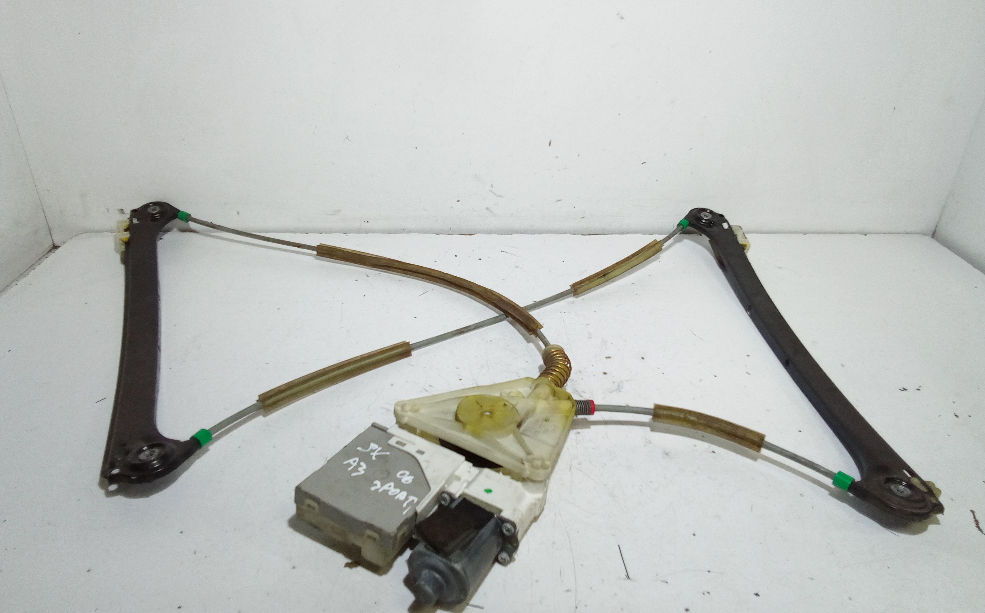 Cremagliera anteriore sinistra Guida AUDI A3 Sportback Serie (8PA) (04>08)