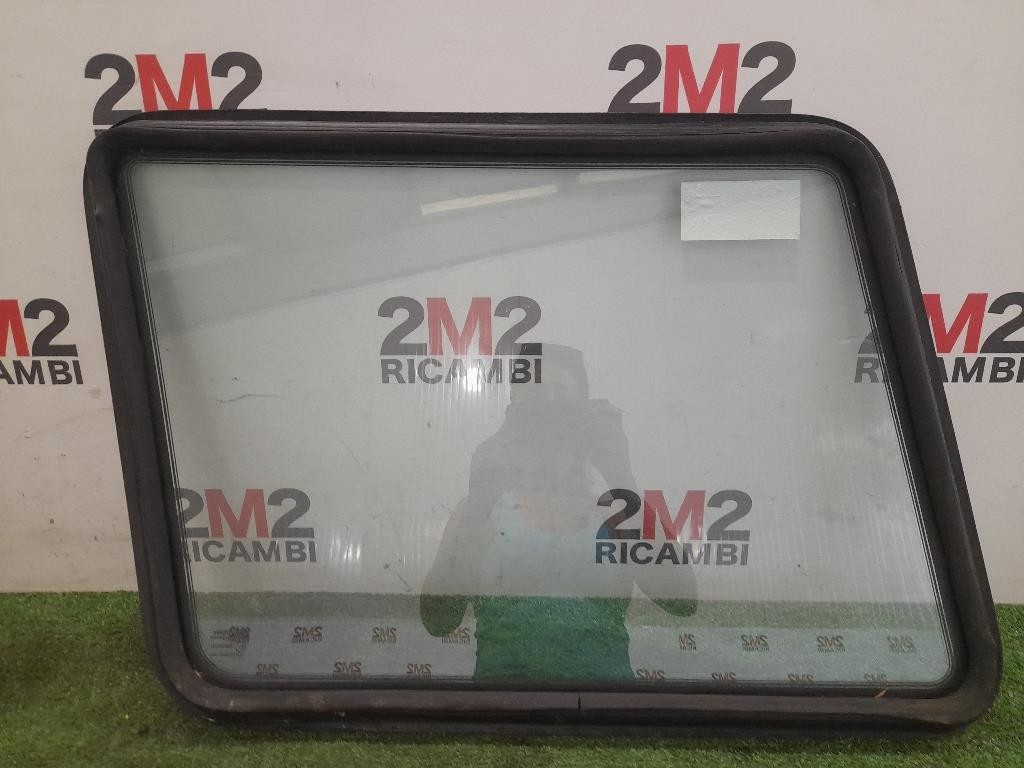 Parabrezza vetro anteriore Land Rover Discovery 2 - Four X Rocker | Ricambi e accessori 4x4