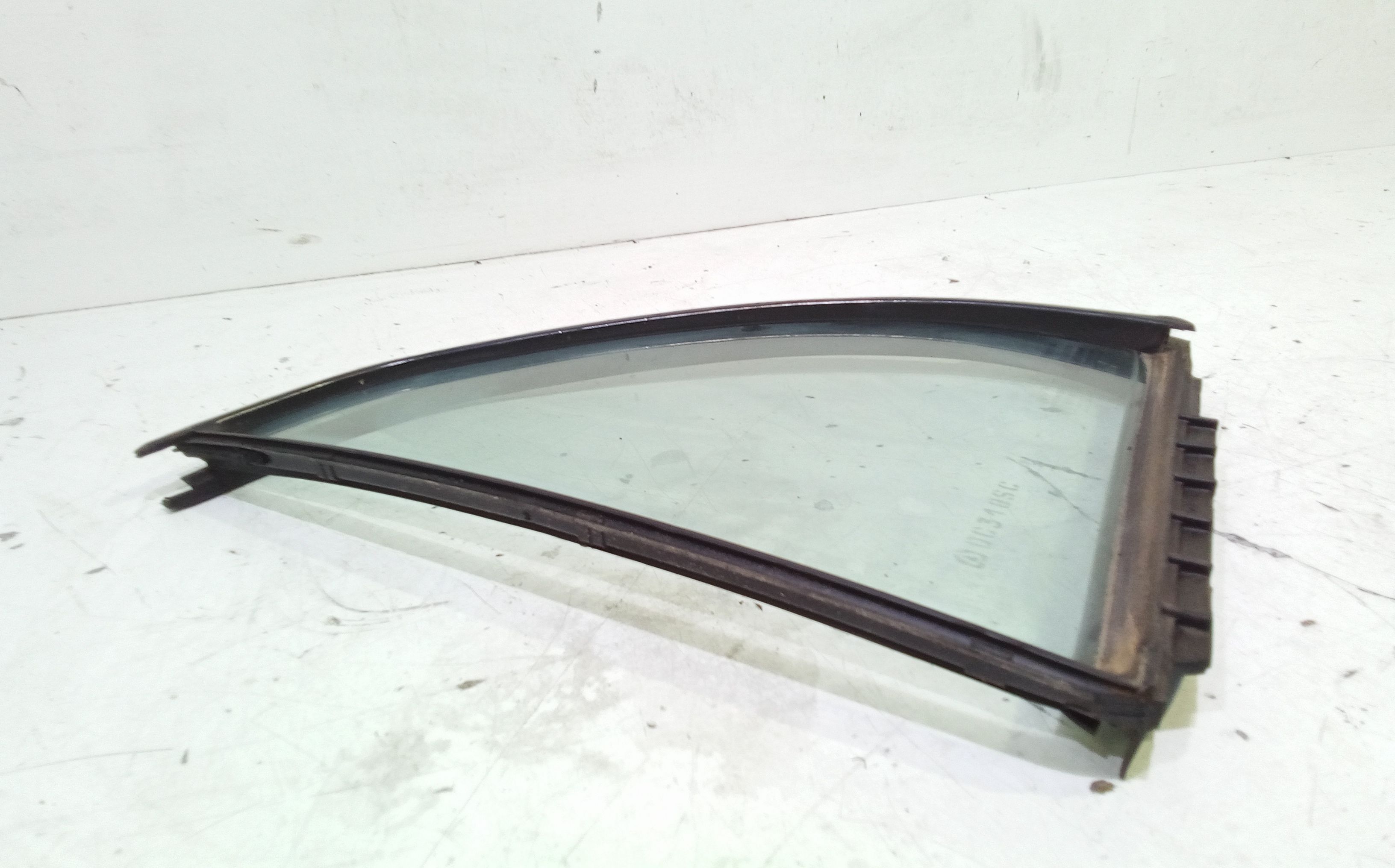 VETRO FISSO POSTERIORE DESTRO DX PER BMW X3 1° Serie CRISTALLO PARAFANGO POST VETRO FISSO POSTERIORE DESTRO DX PER BMW X3 1° Serie CRISTALLO PARAFANGO POST