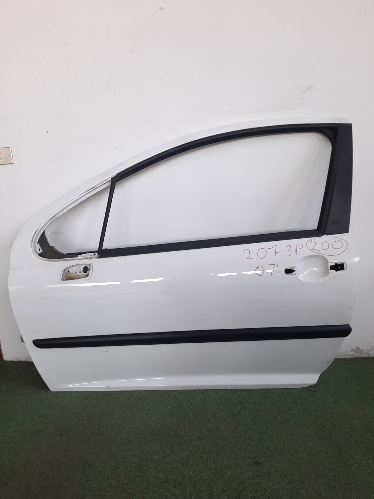 Modanatura Portiera Anteriore Sinistra Per Primastar 2001-2013 – Ricambio OEM 8200036088