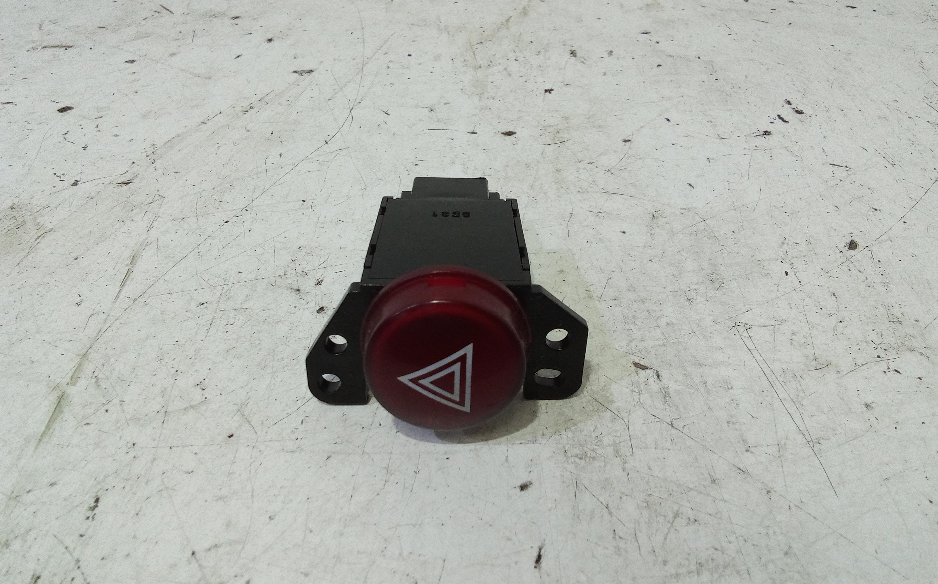 Interruttore Luci Emergenza 6490.NG - Ricambio Per Citroen C1, Peugeot 107, Toyota Aygo