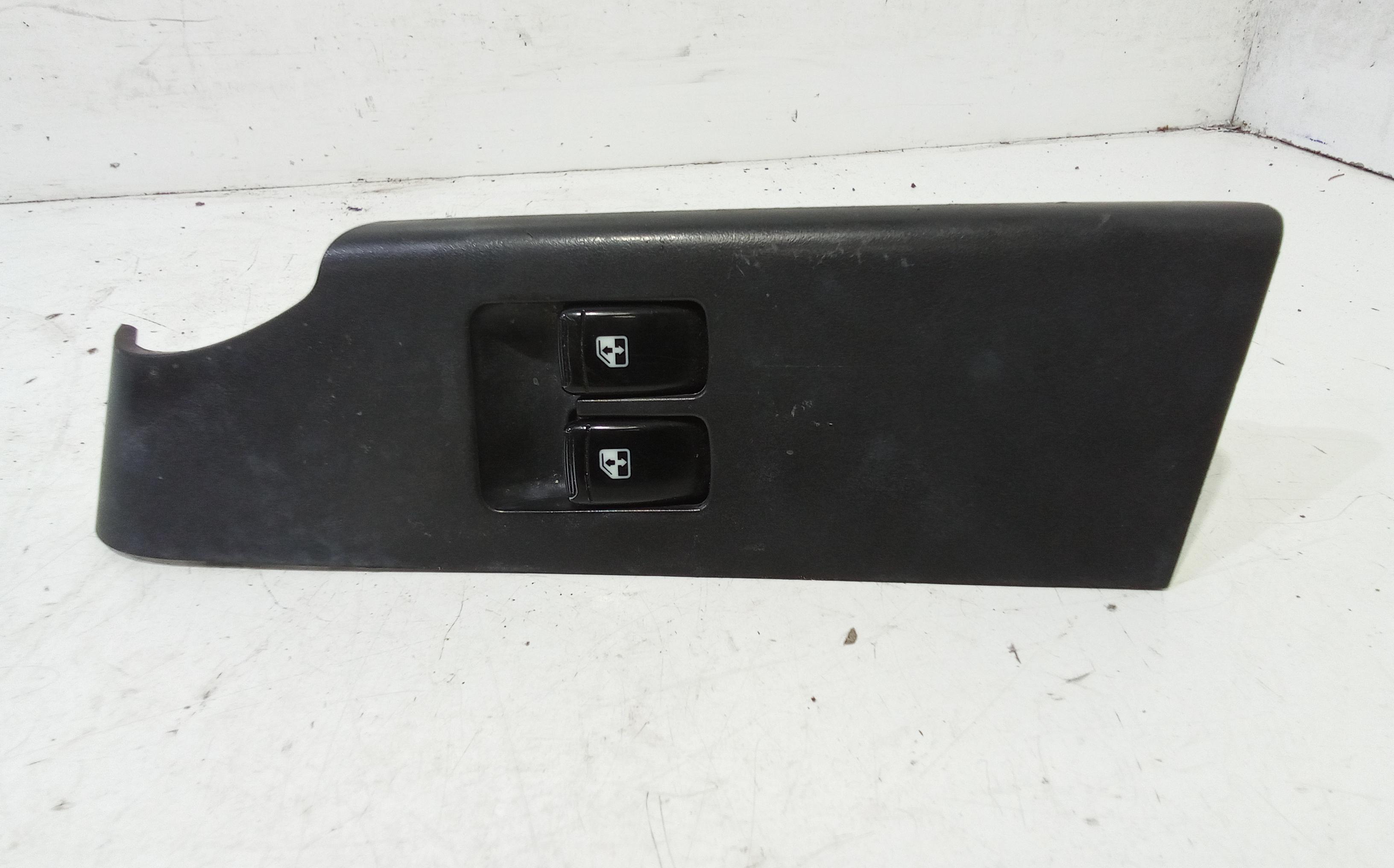 Pulsantiera anteriore sinistra Guida CHEVROLET Aveo 1� Serie