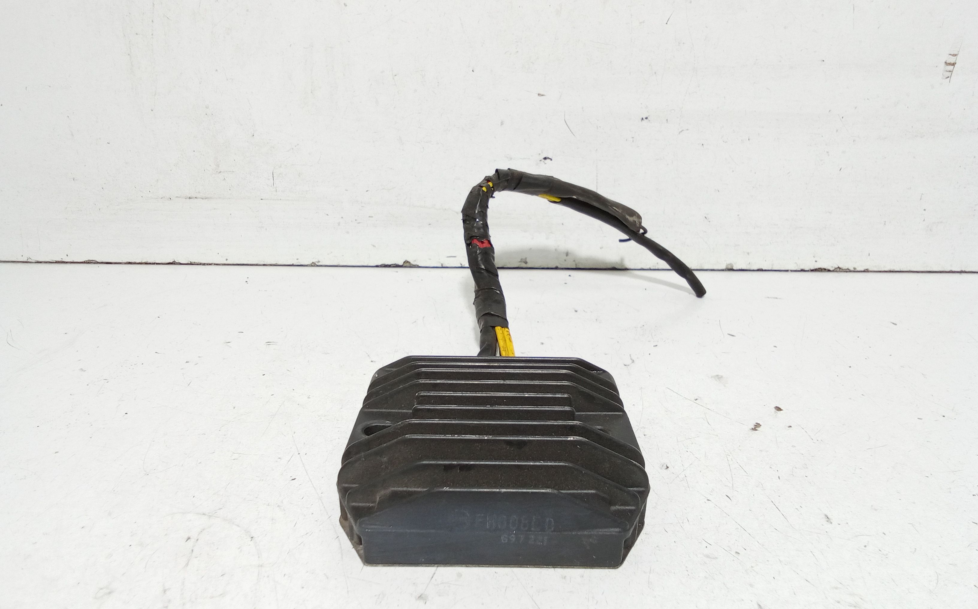 Regolatore Di Tensione Automatico KEMOT SHB-3000 - 3000 VA, Protezione Da Sovraccarico E Cortocircuito - Foto 6