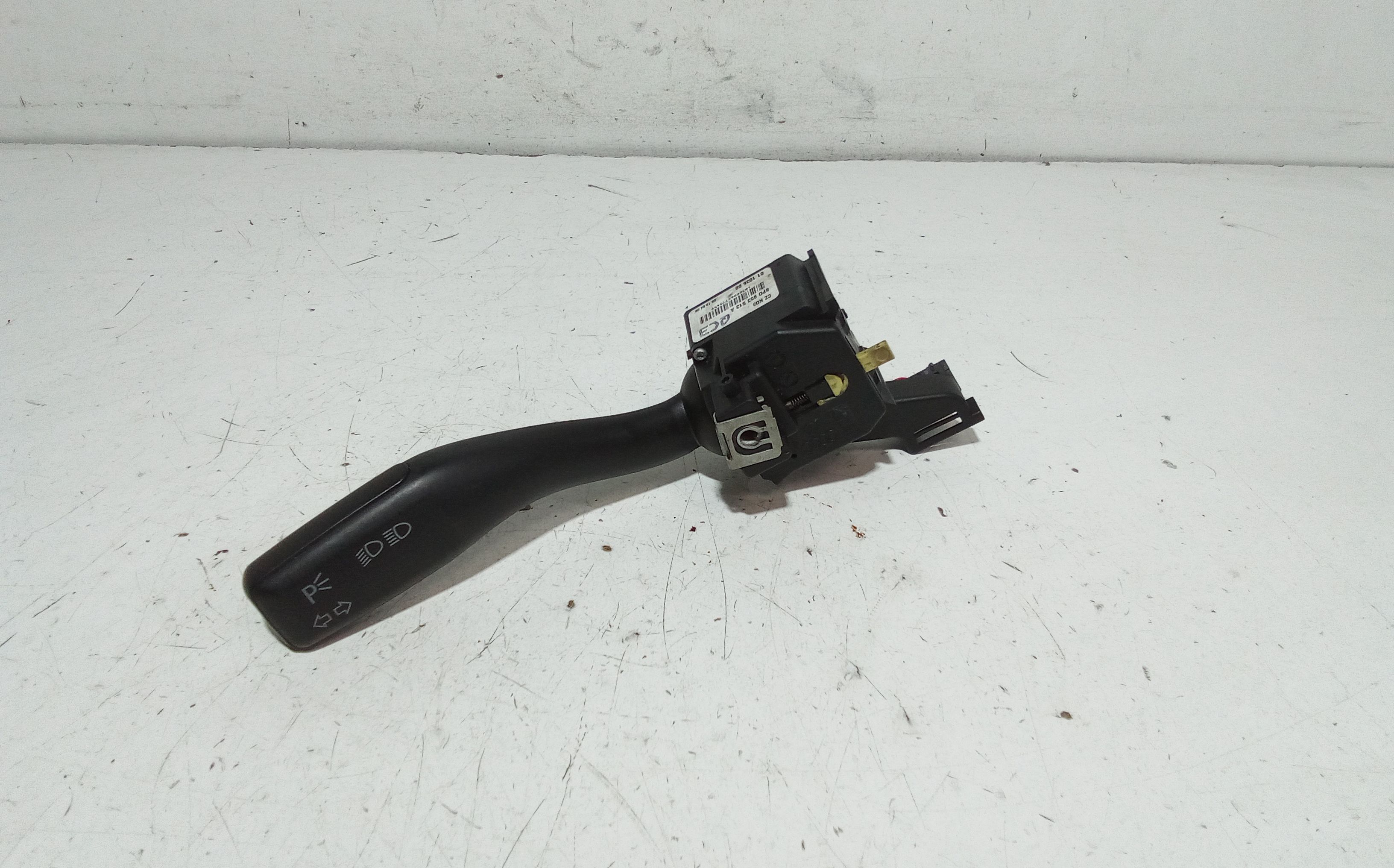 Devioluci sinistro AUDI A3 Serie (8P1) (05>08)