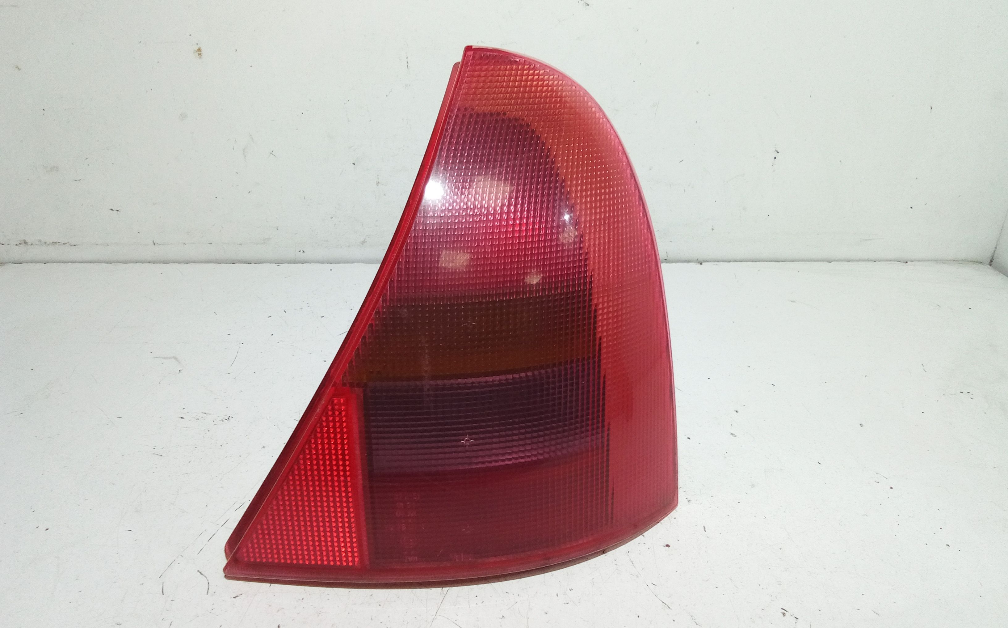 Stop fanale posteriore Destro Passeggero RENAULT Clio Serie (99>01)