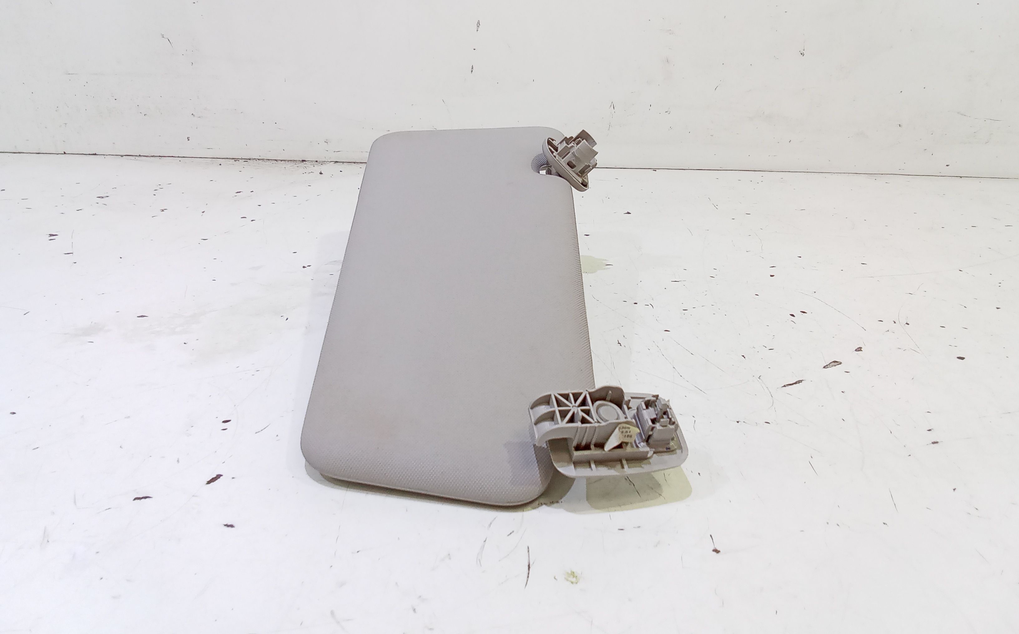 Parasole aletta anteriore Lato Guida RENAULT Clio Serie IV (12>19)