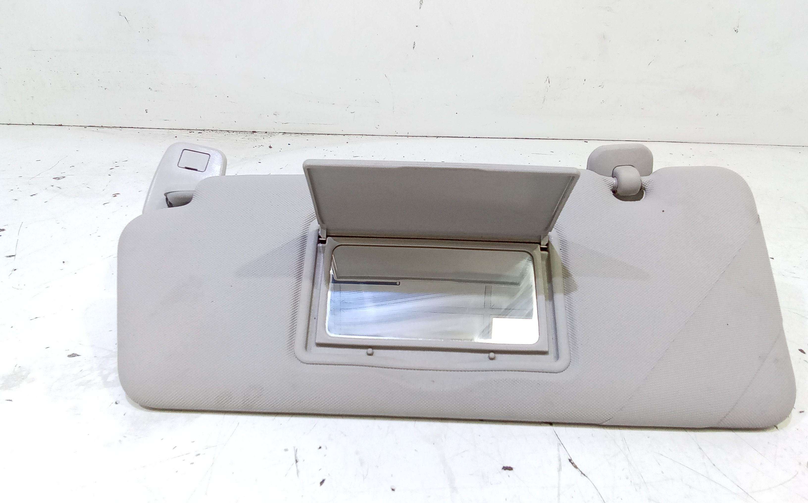 Parasole aletta anteriore Lato Guida RENAULT Clio Serie IV (12>19)