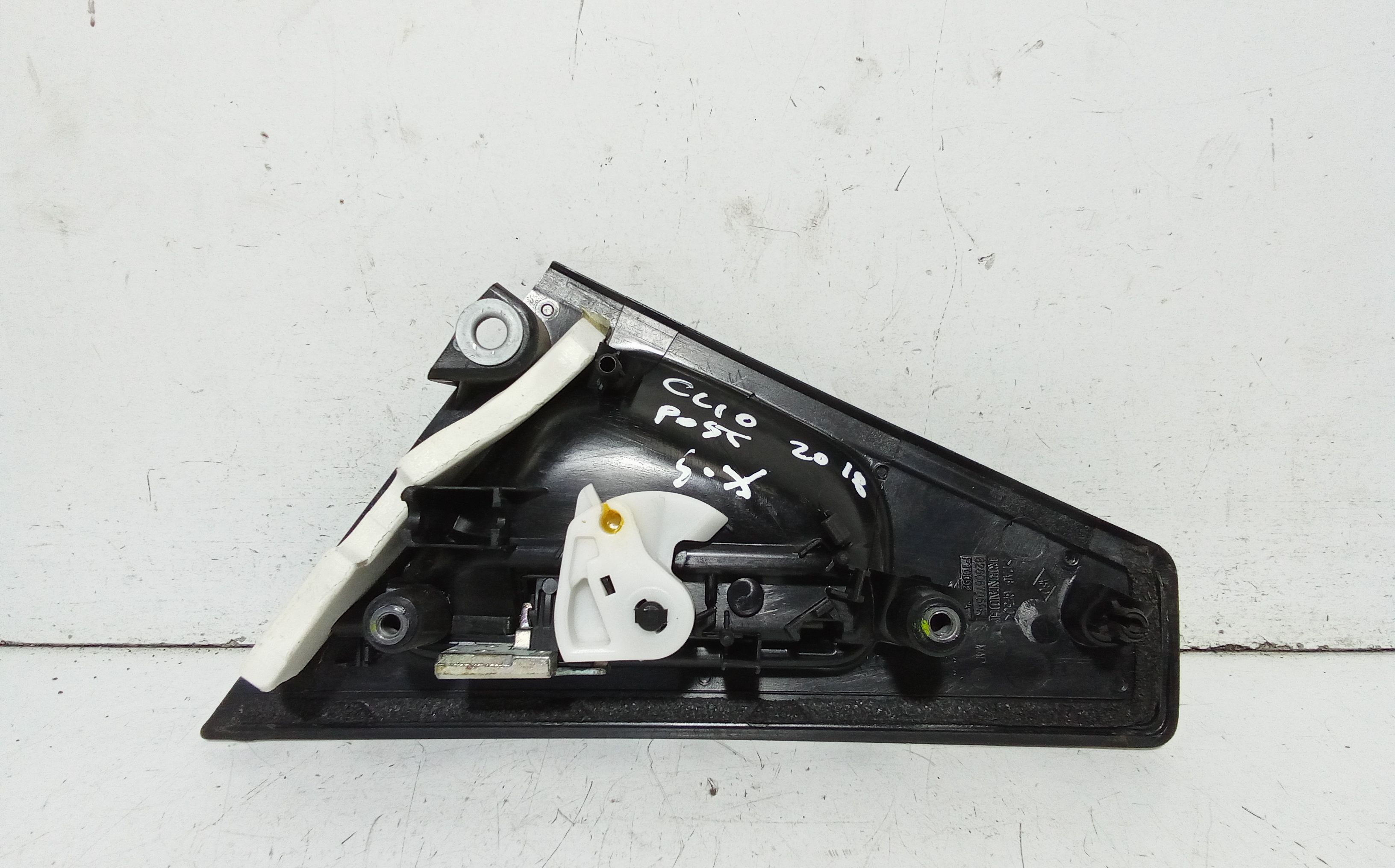 Maniglia esterna Posteriore Sinistra RENAULT Clio Serie IV (12>19)