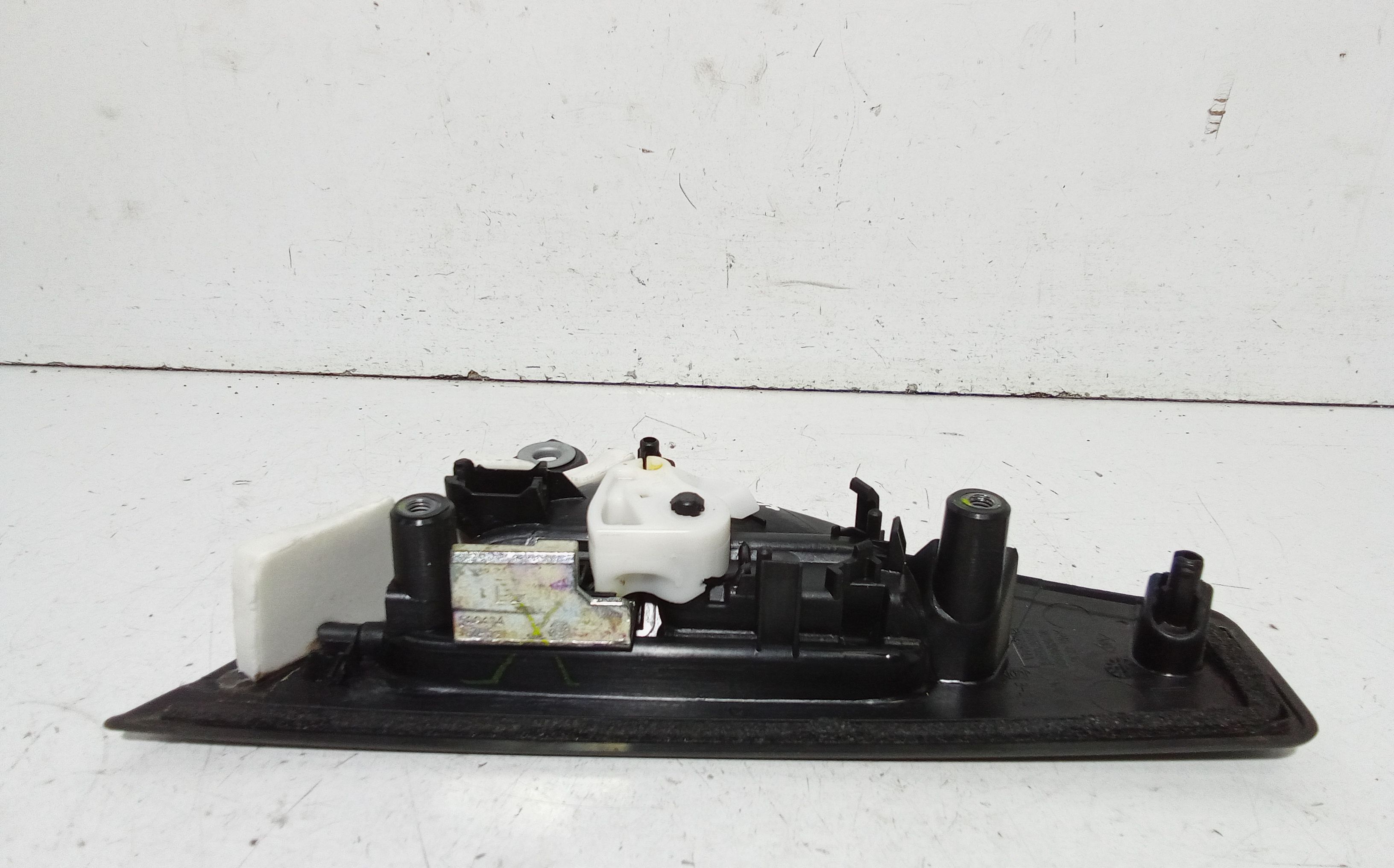 Maniglia esterna Posteriore Sinistra RENAULT Clio Serie IV (12>19)