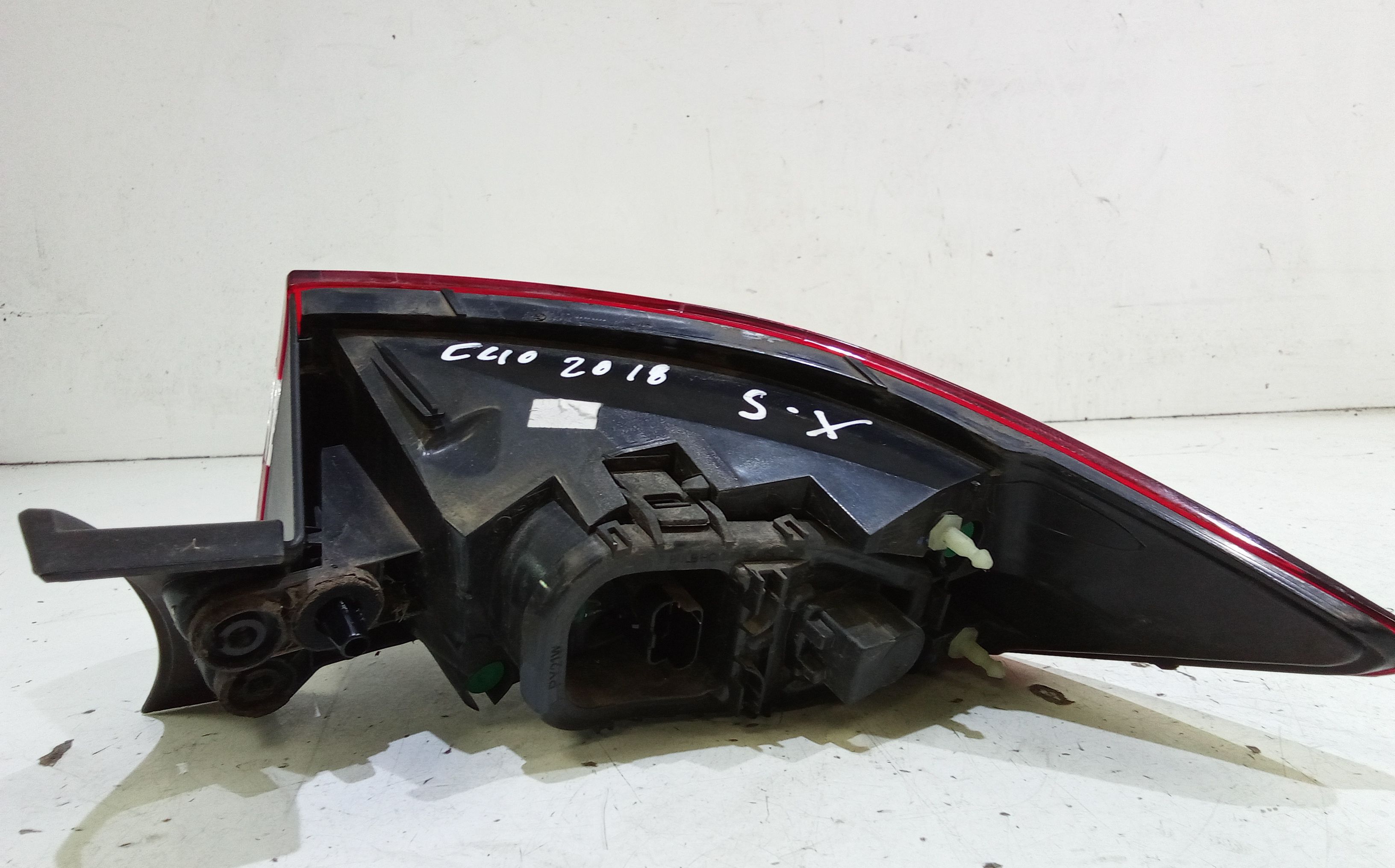 Stop fanale Posteriore sinistro lato Guida RENAULT Clio Serie IV (12>19)