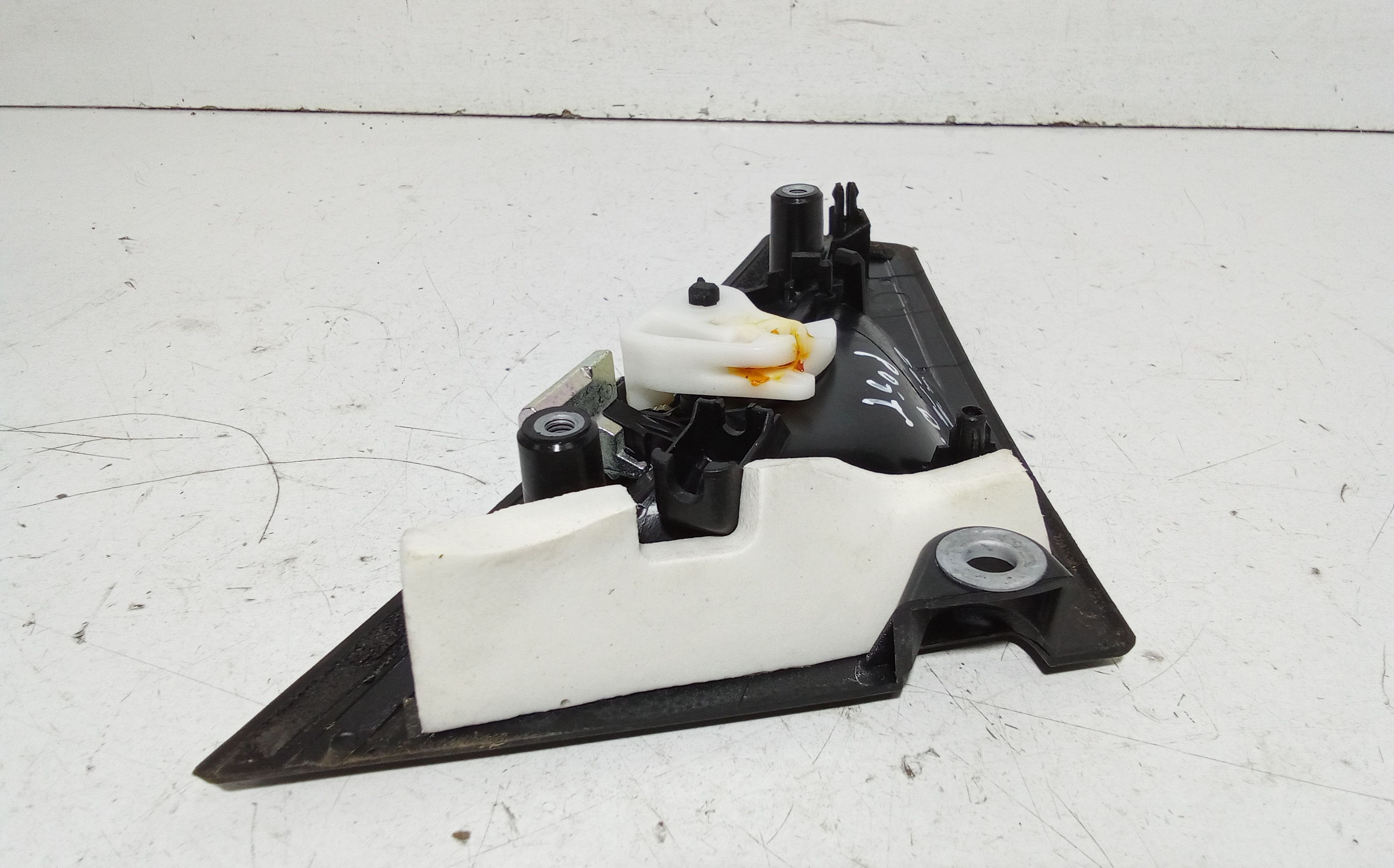 Maniglia esterna Posteriore Destra RENAULT Clio Serie IV (12>19)