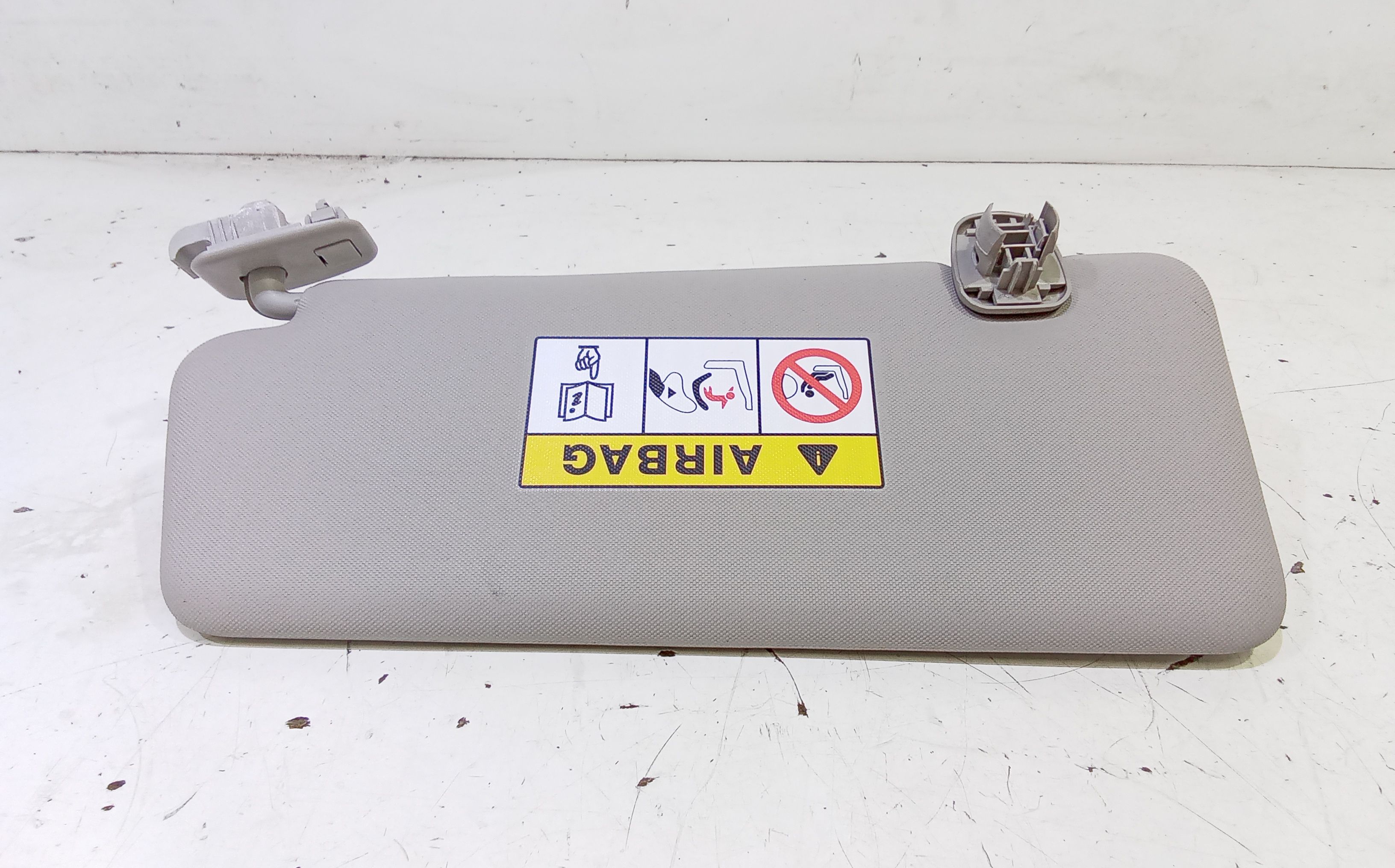 Parasole aletta Lato Passeggero RENAULT Clio Serie IV (12>19)