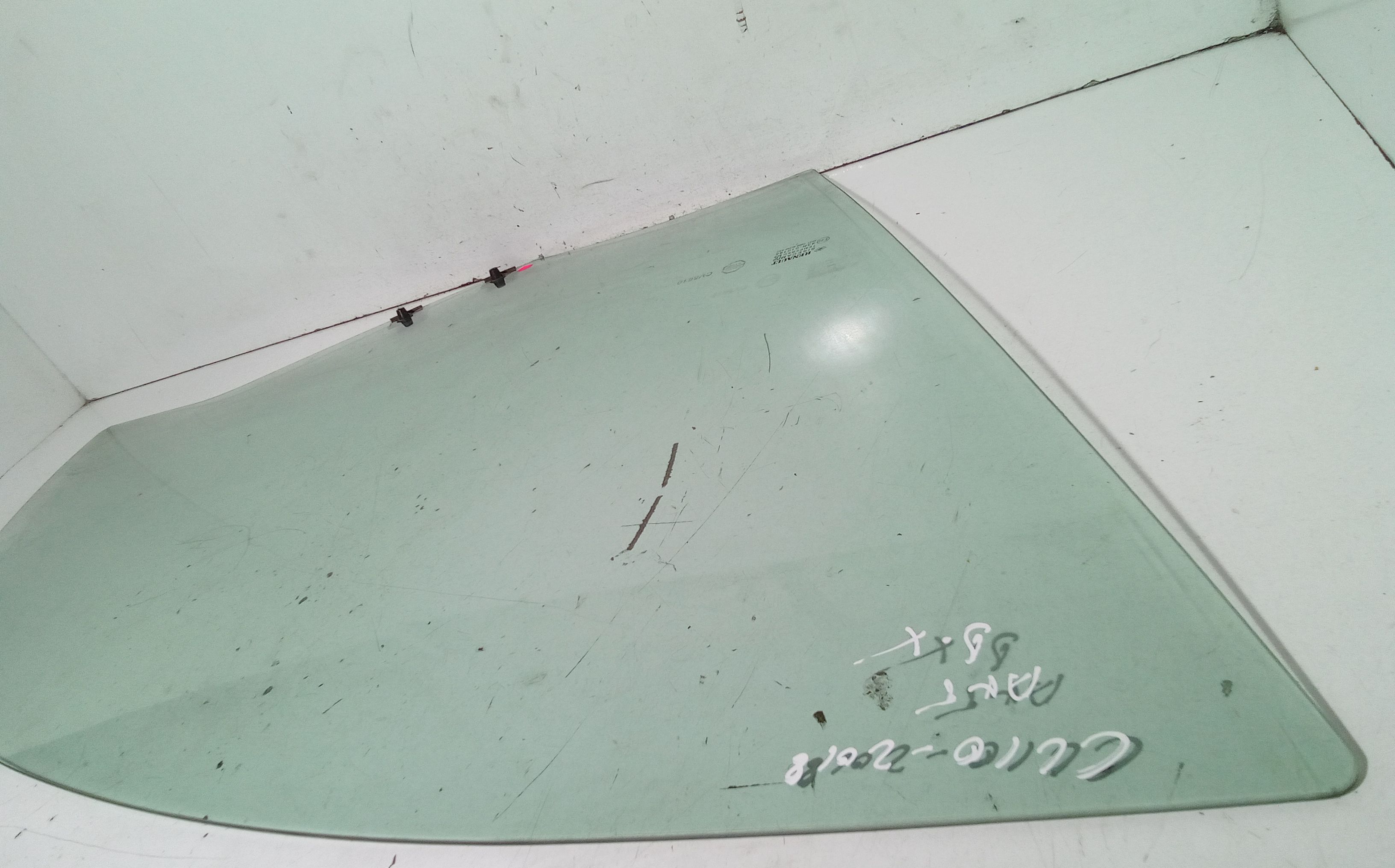 Vetro scendente anteriore destro RENAULT Clio Serie IV (12>19)