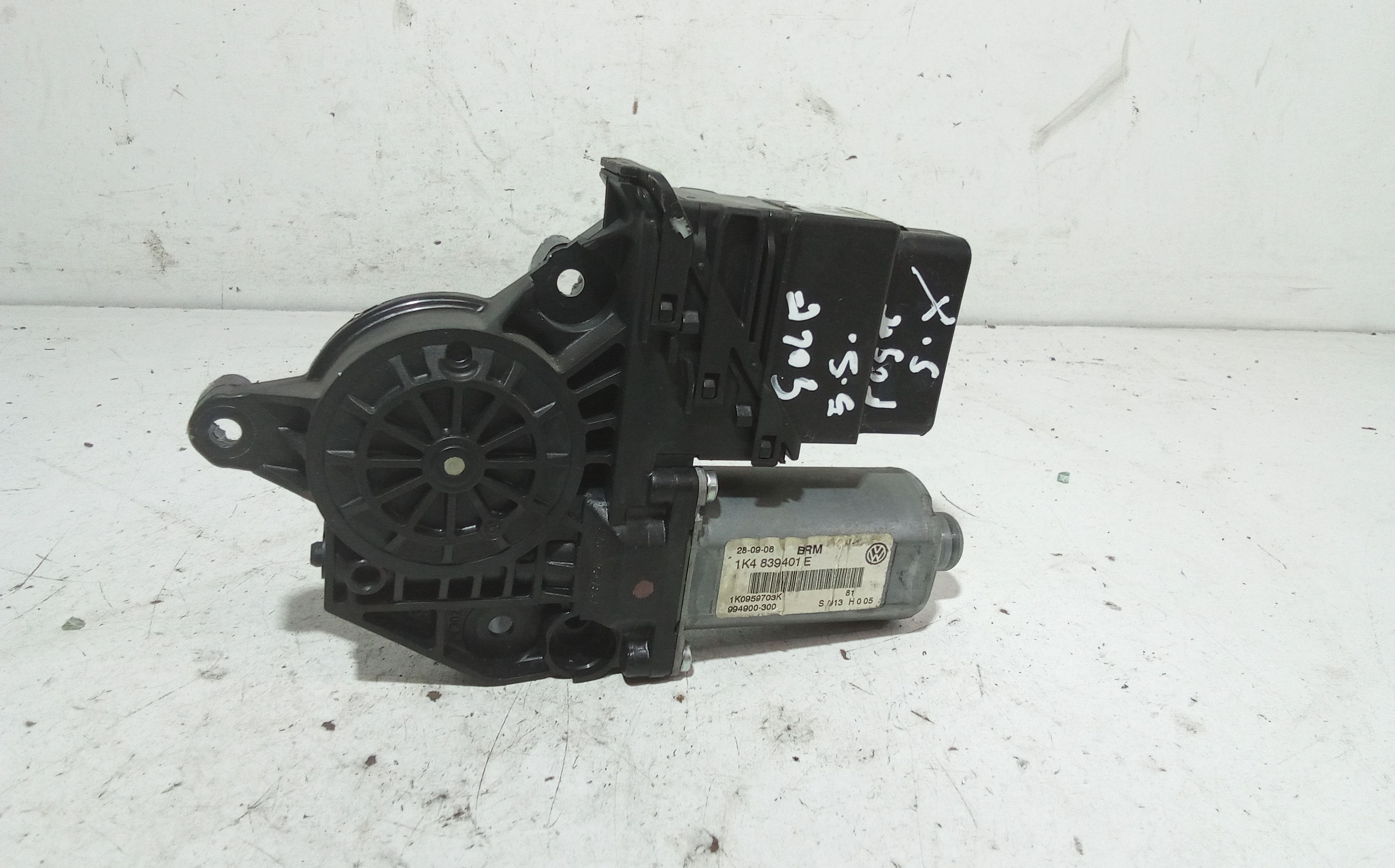 Motorino Alzavetro posteriore Sinistro VOLKSWAGEN Golf 5 Berlina (03>08)