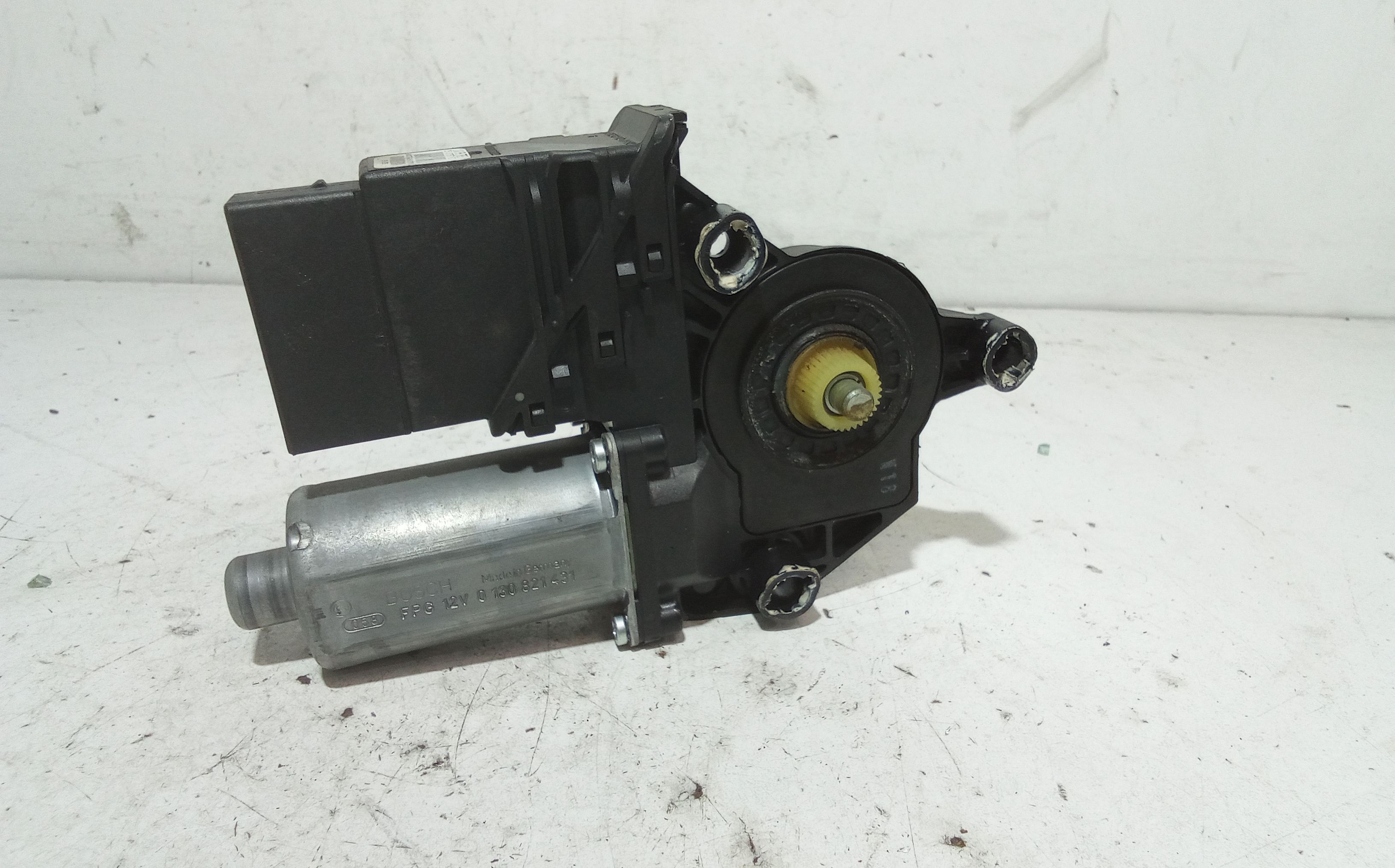 Motorino Alzavetro posteriore Sinistro VOLKSWAGEN Golf 5 Berlina (03>08)