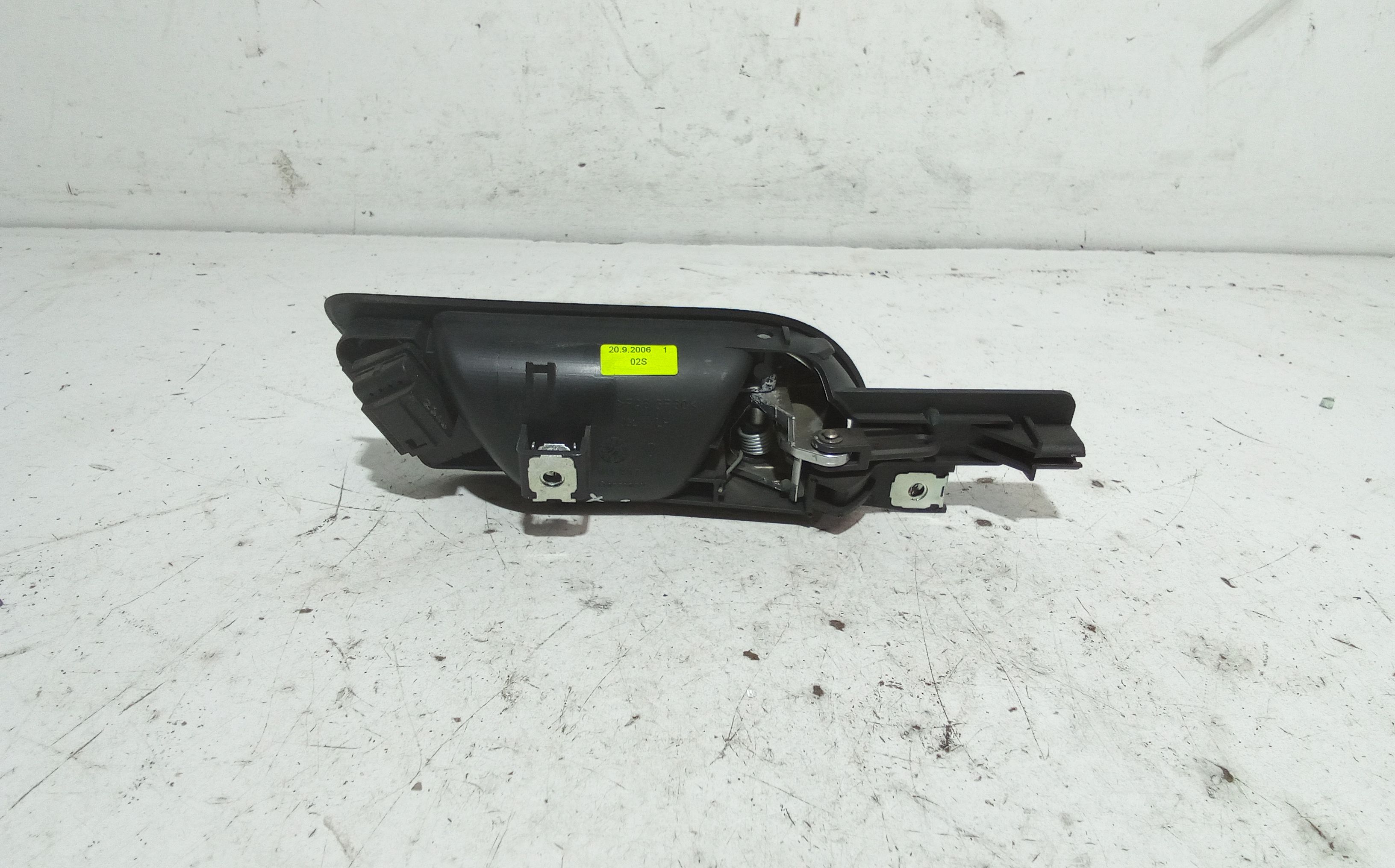 Maniglia interna anteriore Sinistra VOLKSWAGEN Golf 5 Berlina (03>08)