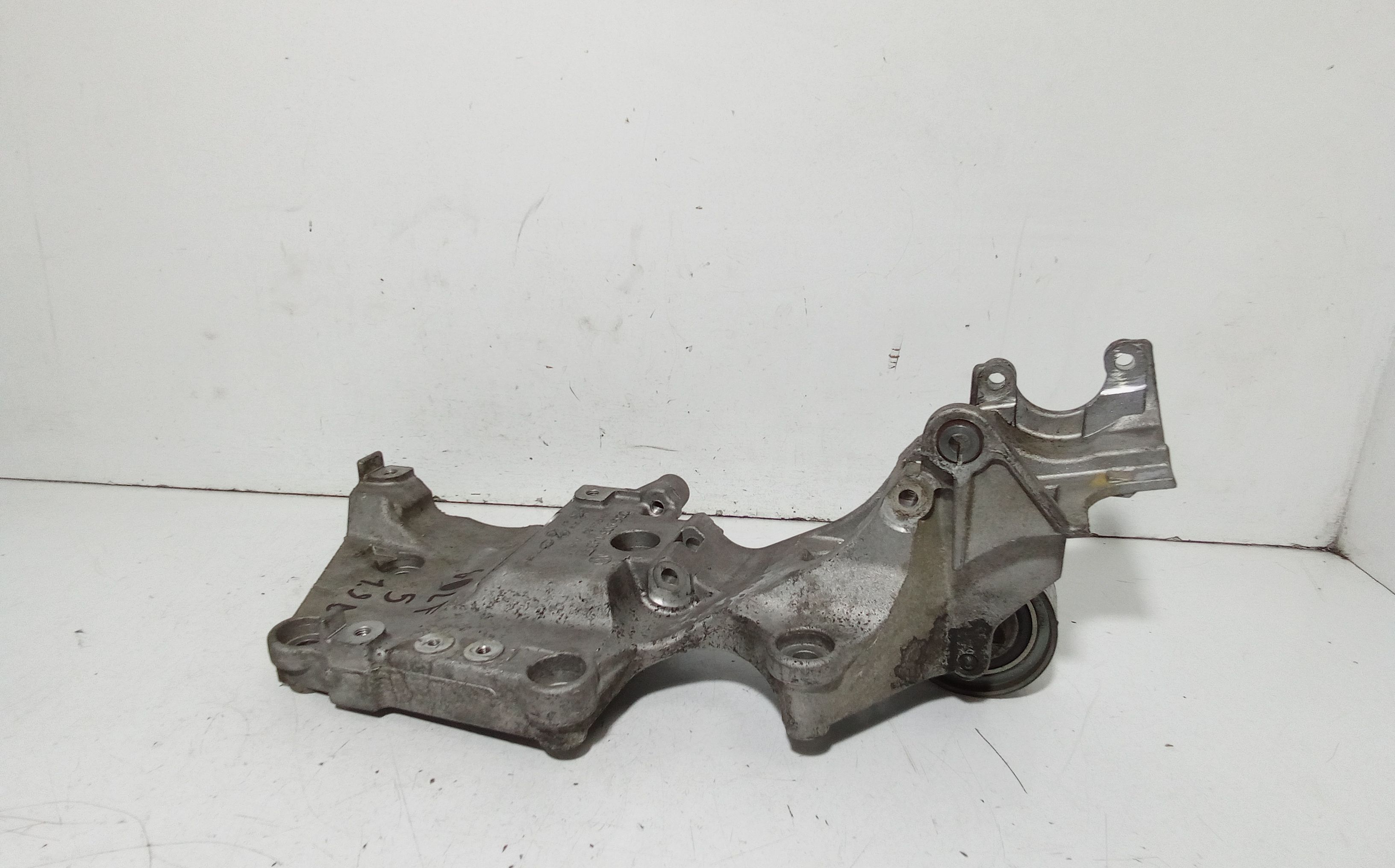 Supporto motore VOLKSWAGEN Golf 5 Berlina (03>08)