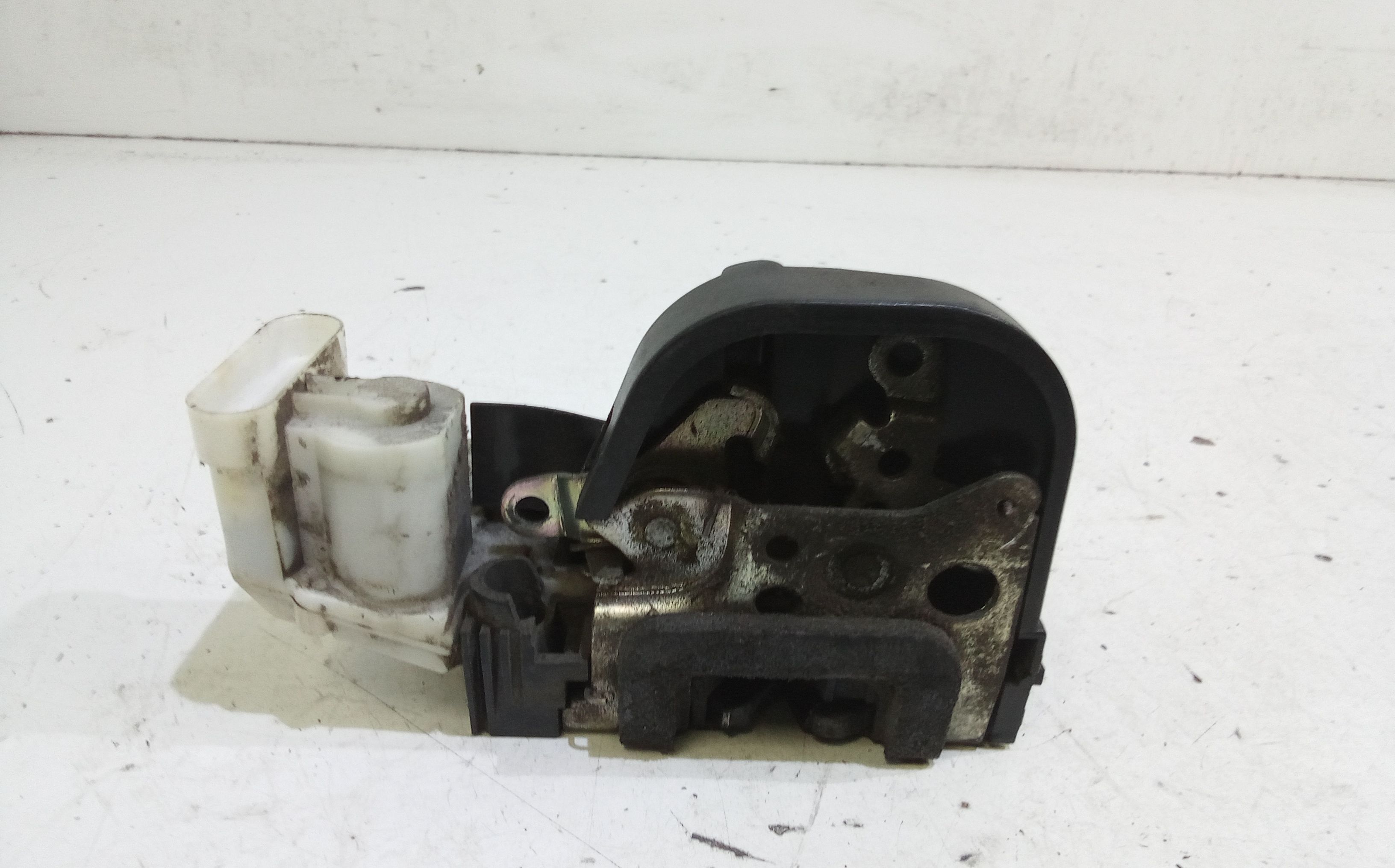 Serratura Anteriore Destra ALFA ROMEO GT Serie (937_) (03>09)