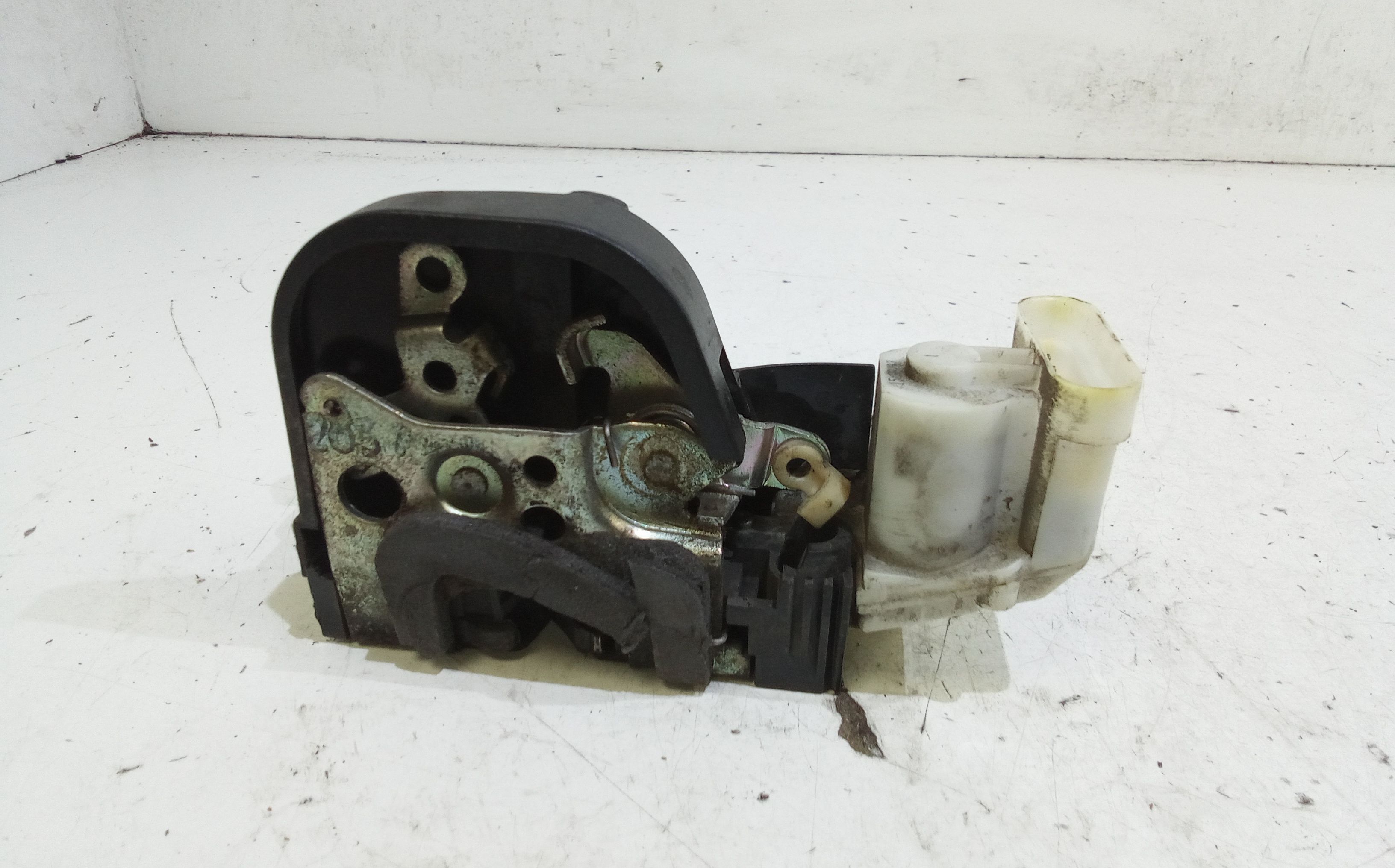 Serratura Anteriore Sinistra ALFA ROMEO GT Serie (937_) (03>09)