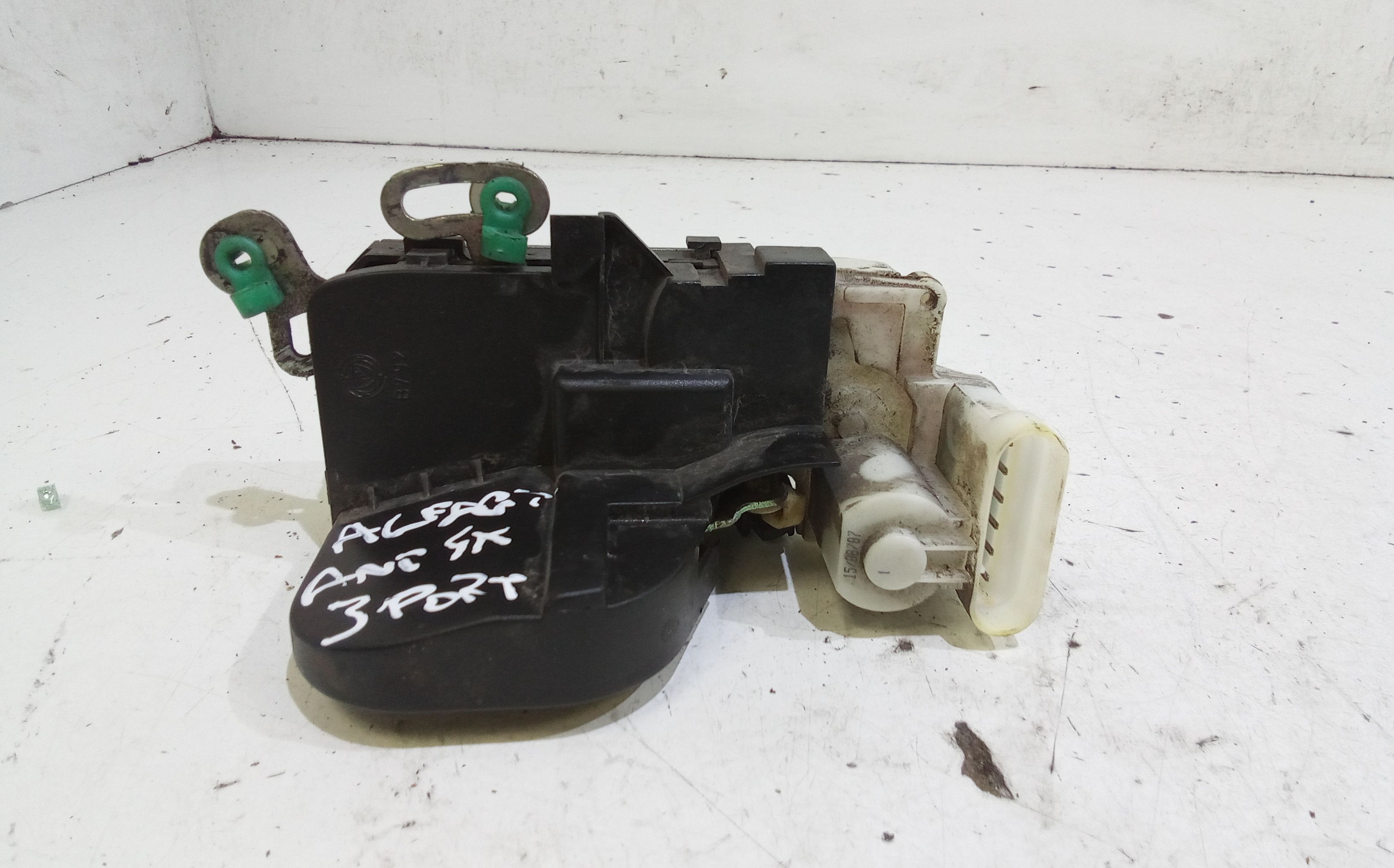 Serratura Anteriore Sinistra ALFA ROMEO GT Serie (937_) (03>09)