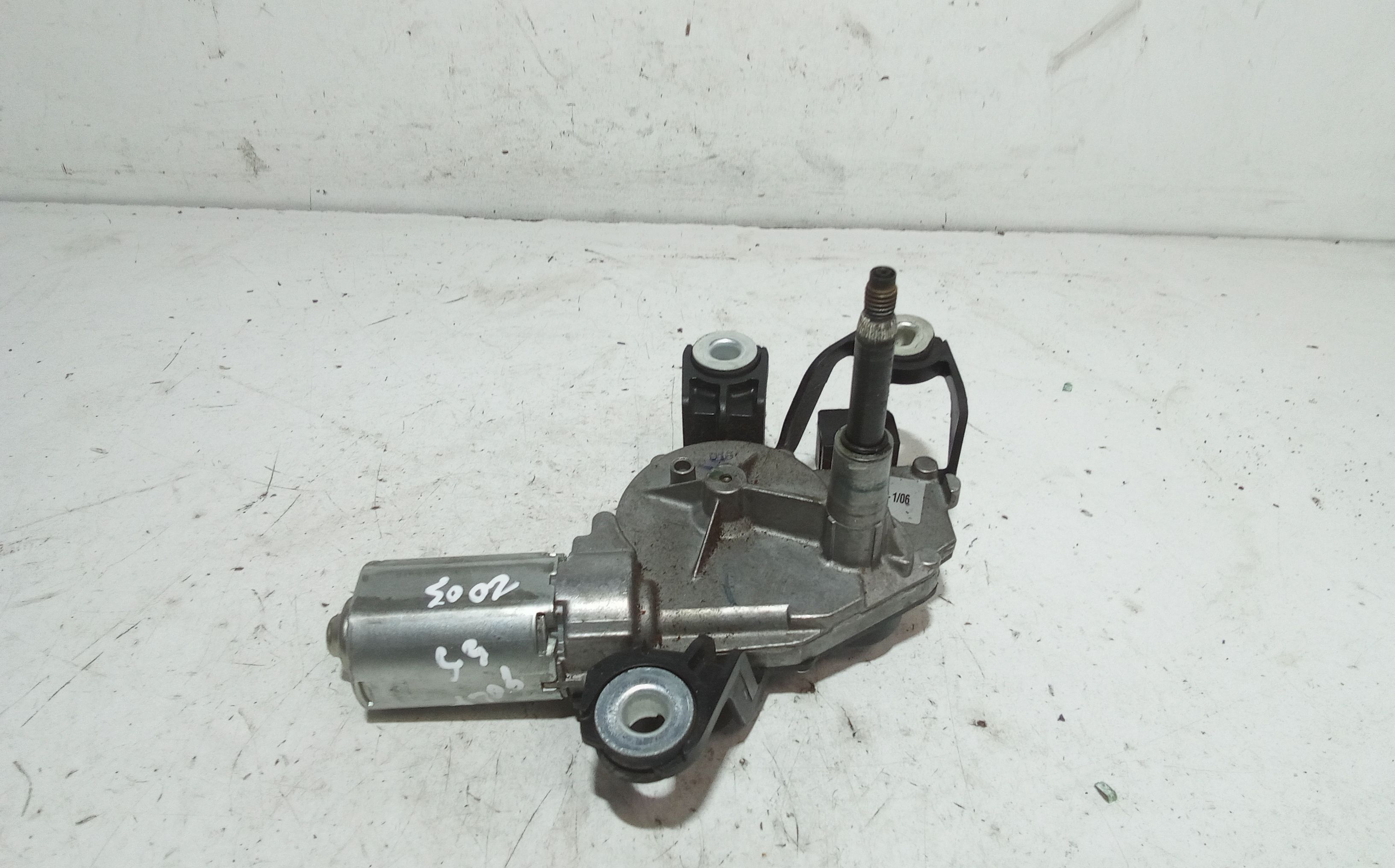 Motorino Tergicristallo Posteriore VOLKSWAGEN Golf 5 Berlina (03>08)