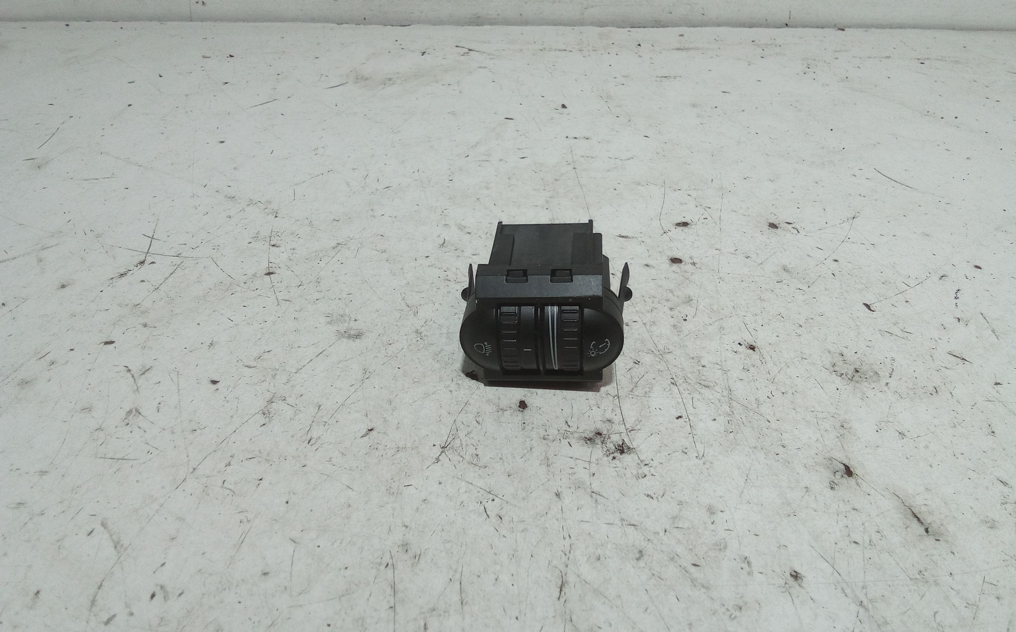 Regolatore Fari VOLKSWAGEN Golf 5 Berlina (03>08)