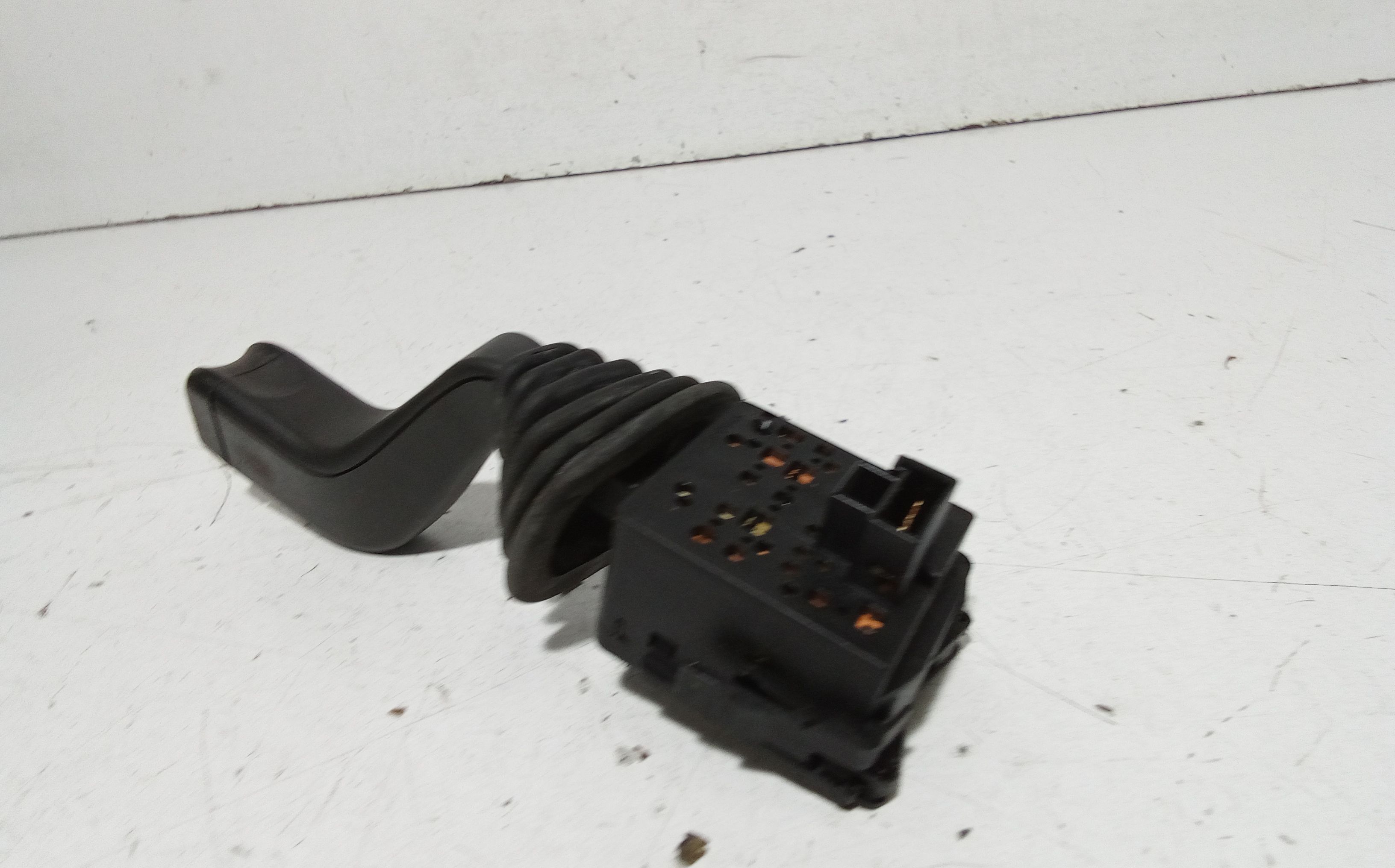 Devioluci destro OPEL Corsa C 3P 1 Serie