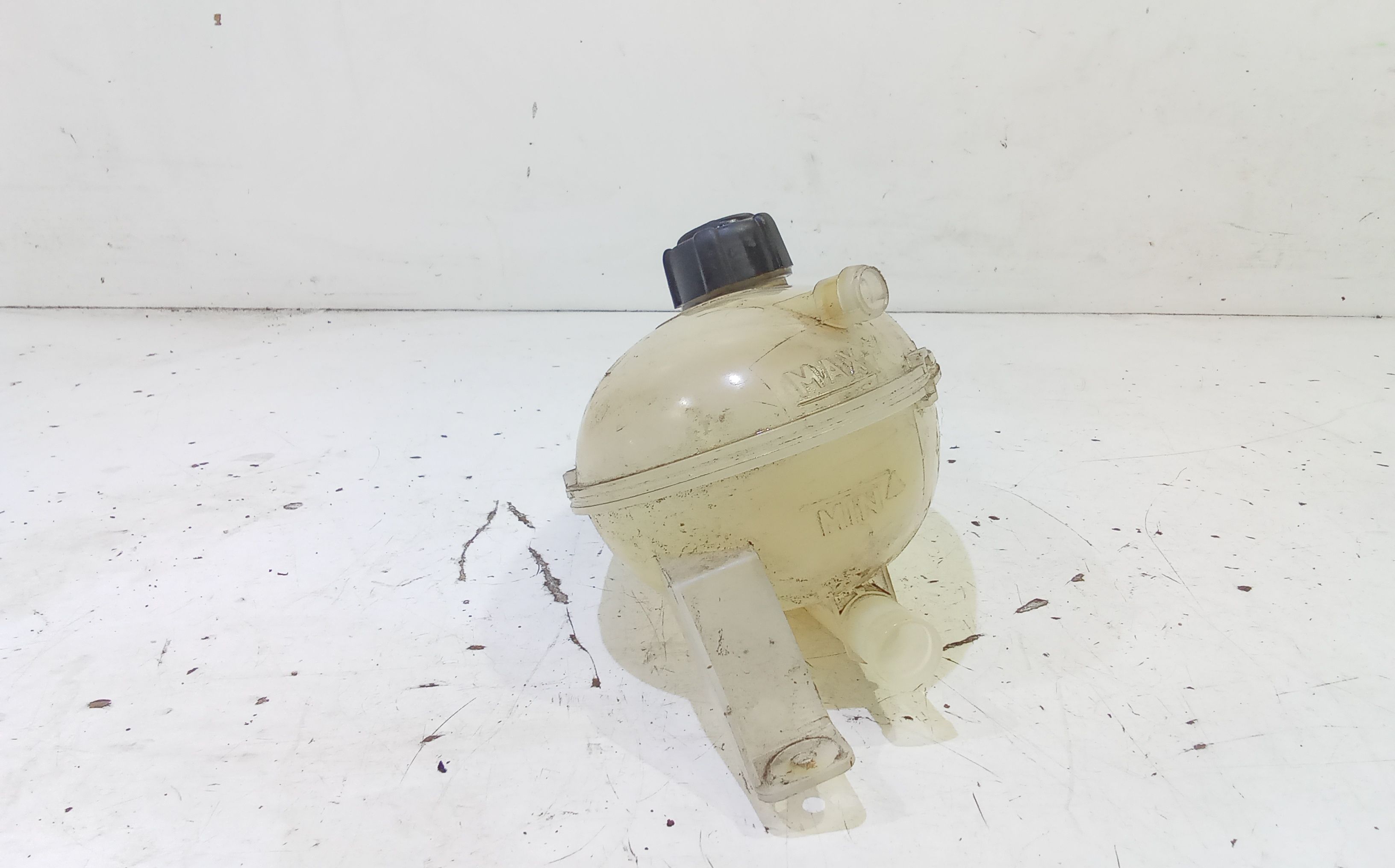 Vaschetta acqua liquido refrigerante RENAULT Clio IV Sporter (13>18)