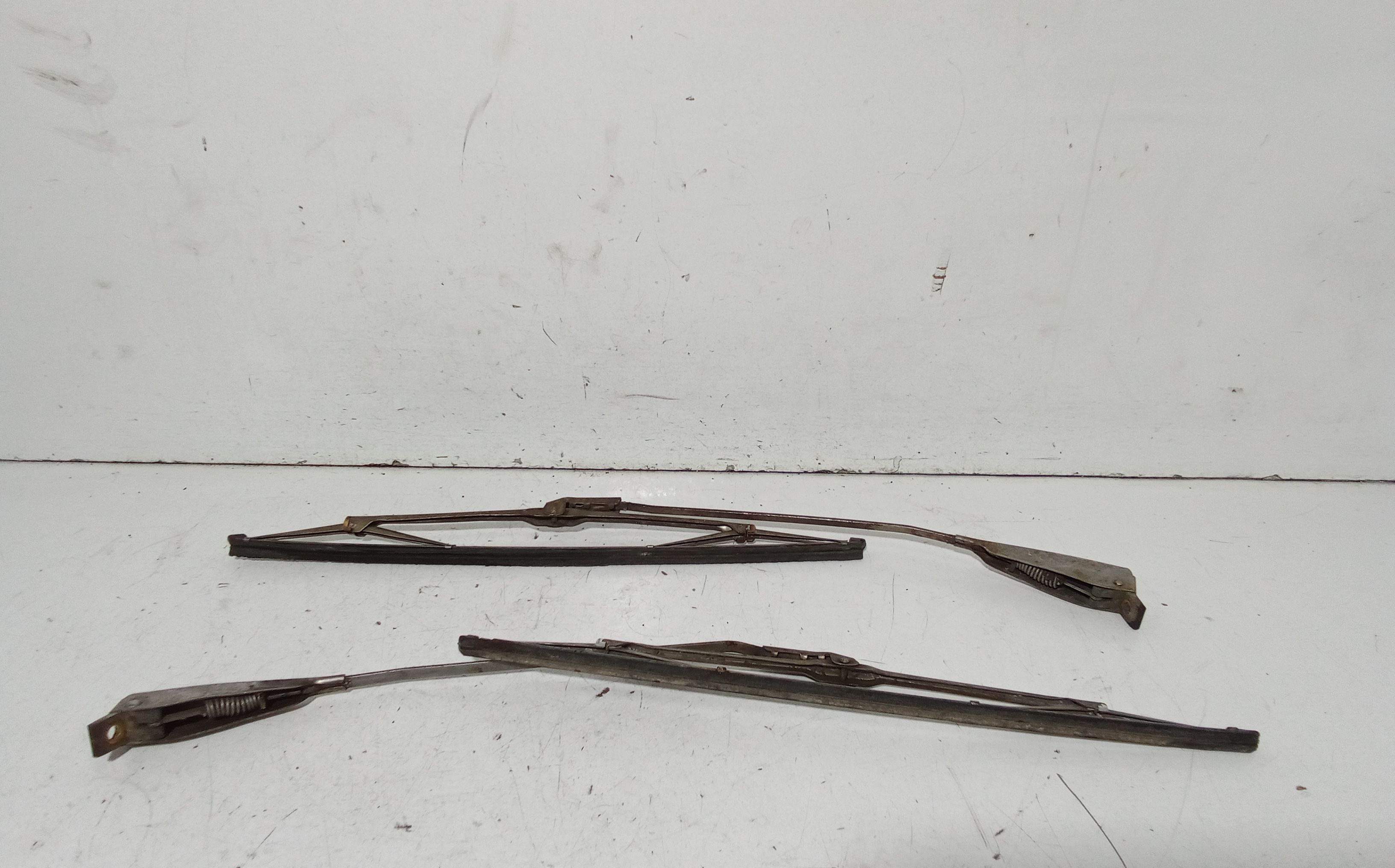 Bracci Tergi ant. FIAT 850 1 Serie